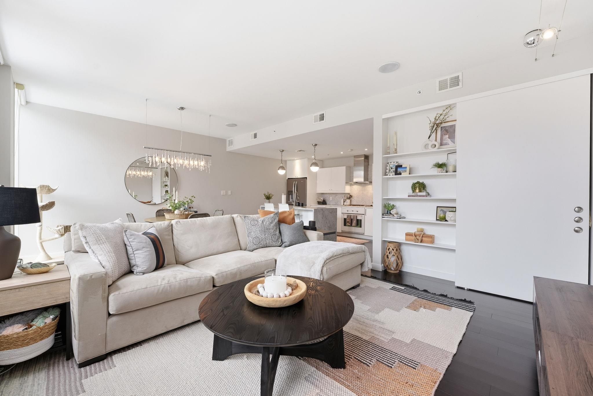 93 BRIGHT ST #2
