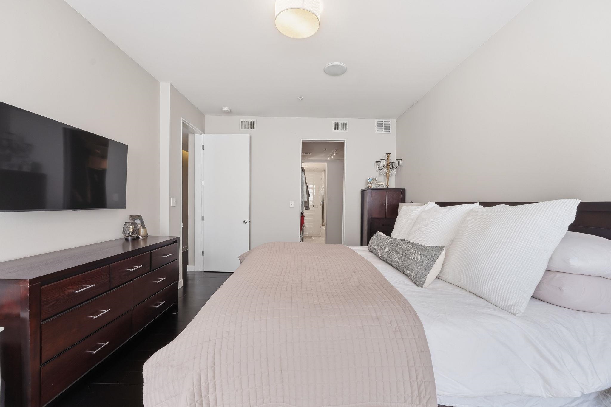 93 BRIGHT ST #2