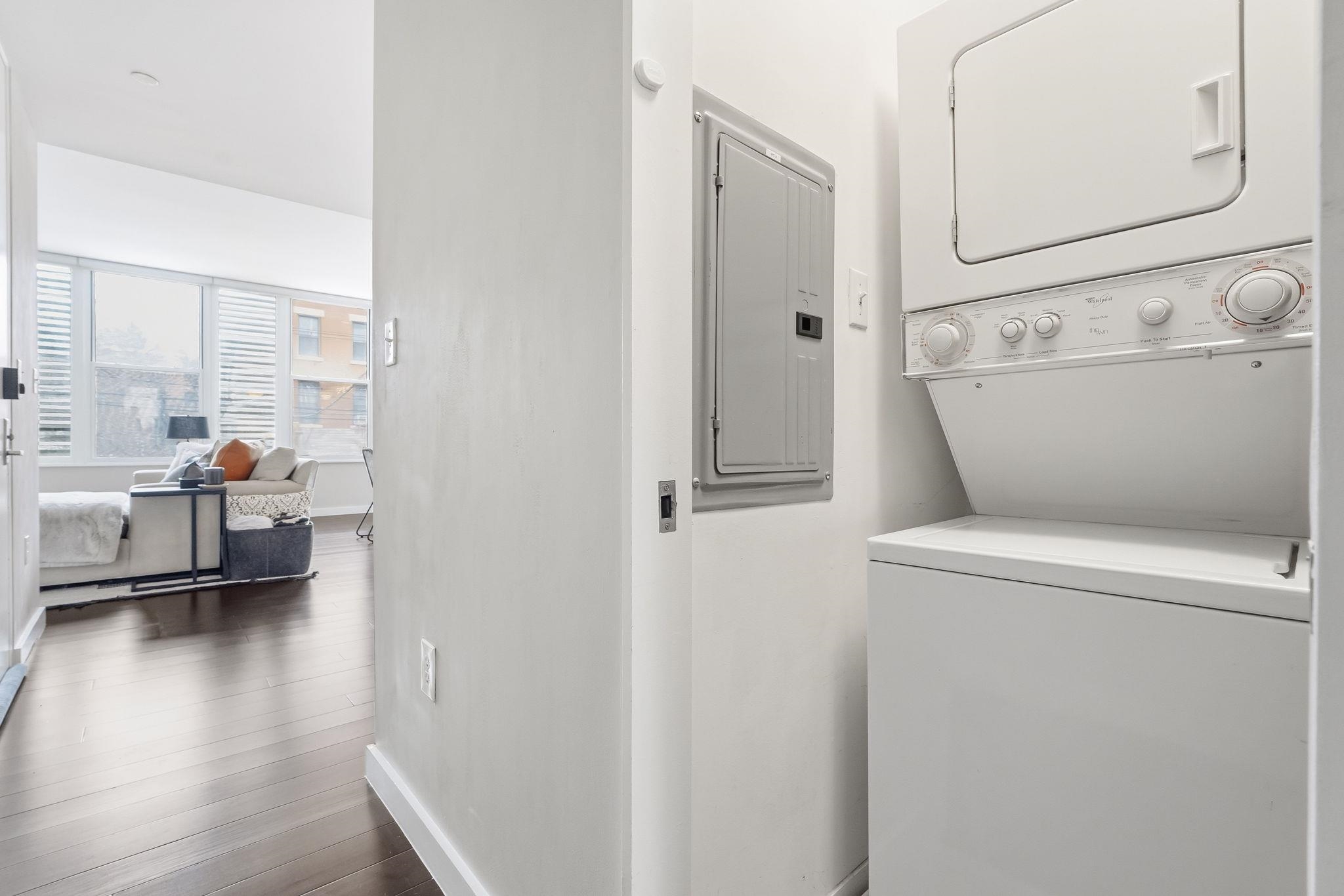93 BRIGHT ST #2