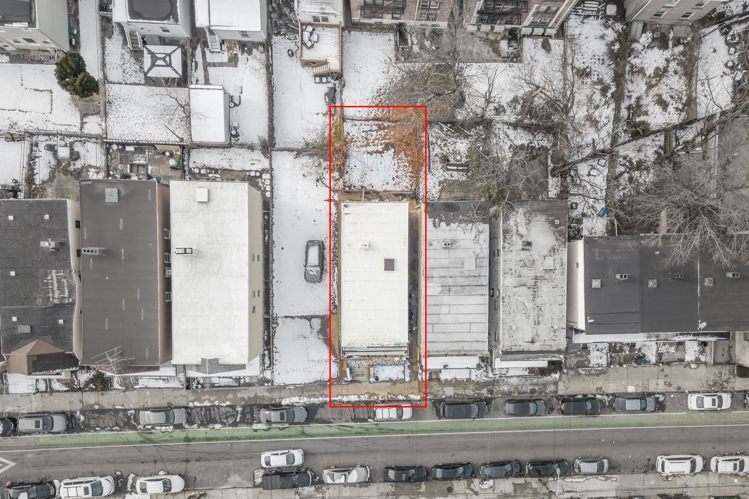 25 BARTHOLDI AVE