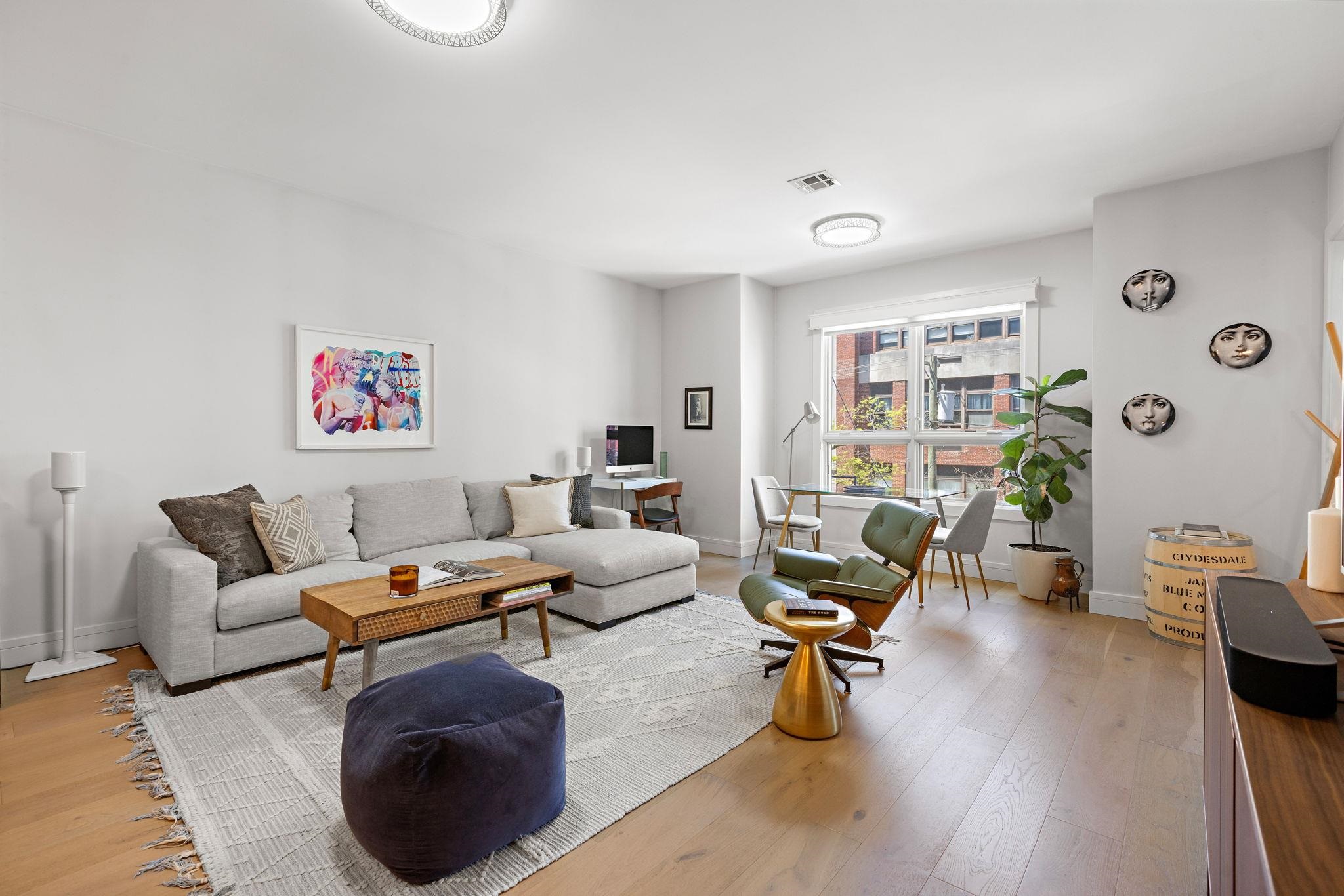 52 SHERMAN AVE - Photo 4