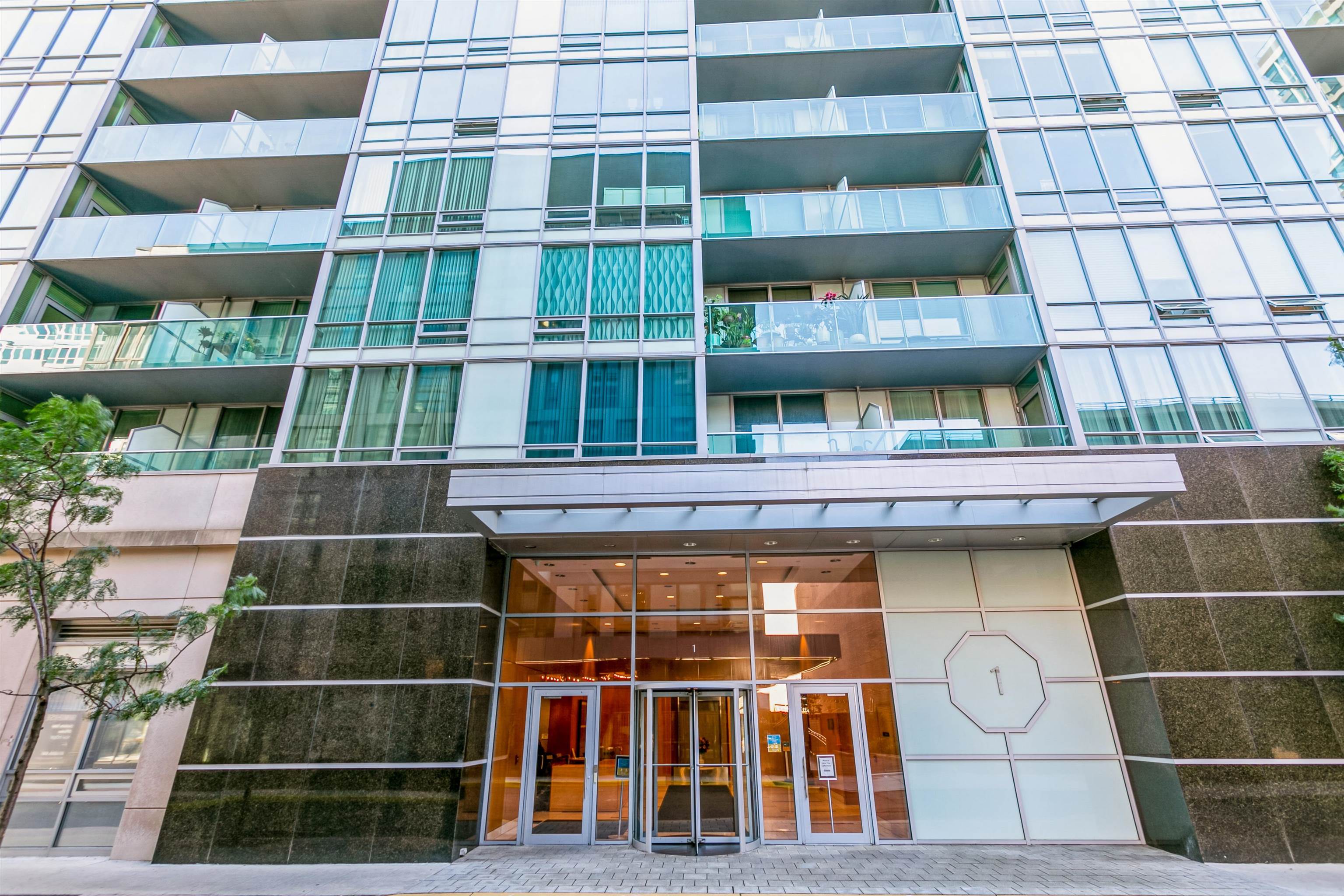1 SHORE LANE Unit: 1710
