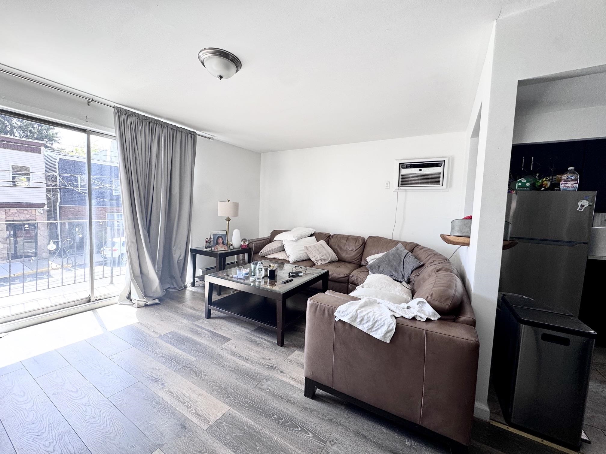308 5TH ST - Photo 2