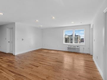 315 7TH ST - Photo 4