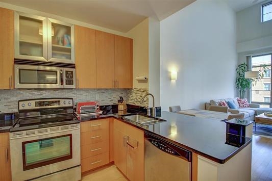 24 AVENUE AT PORT IMPERIAL - Photo 5