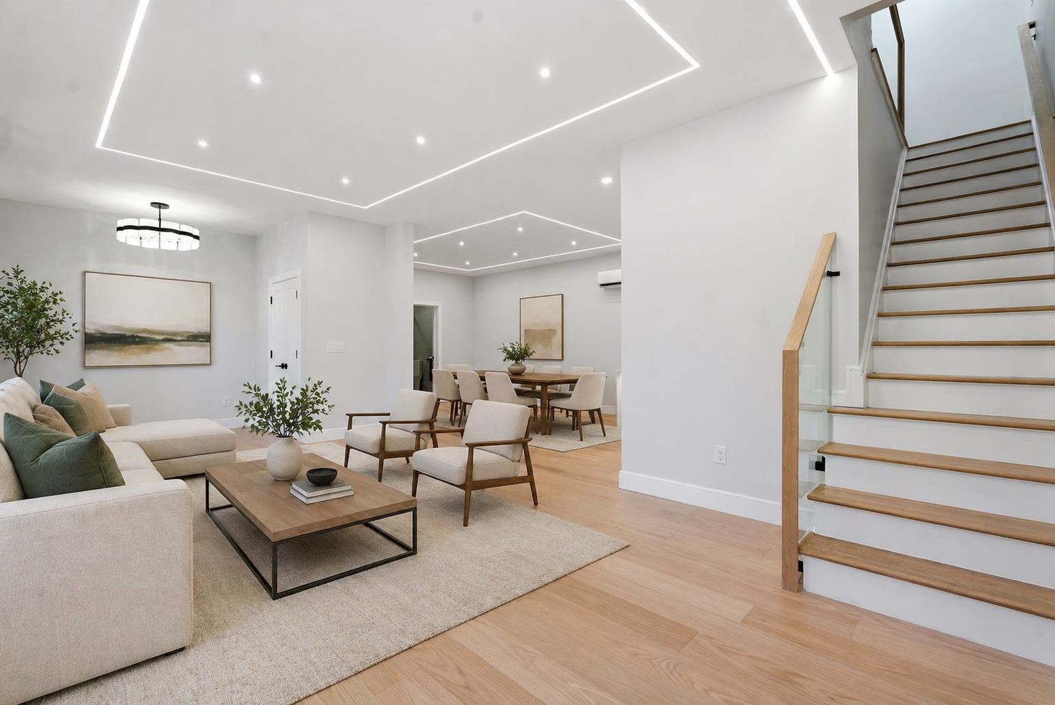 127 VAN HORNE ST #Unit 4