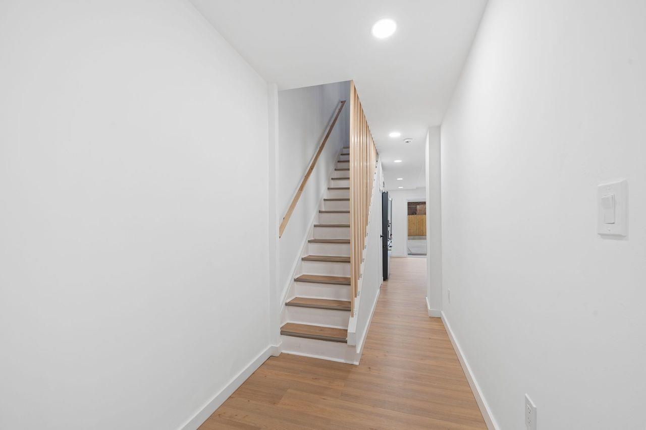 122.5 HARRISON AVE