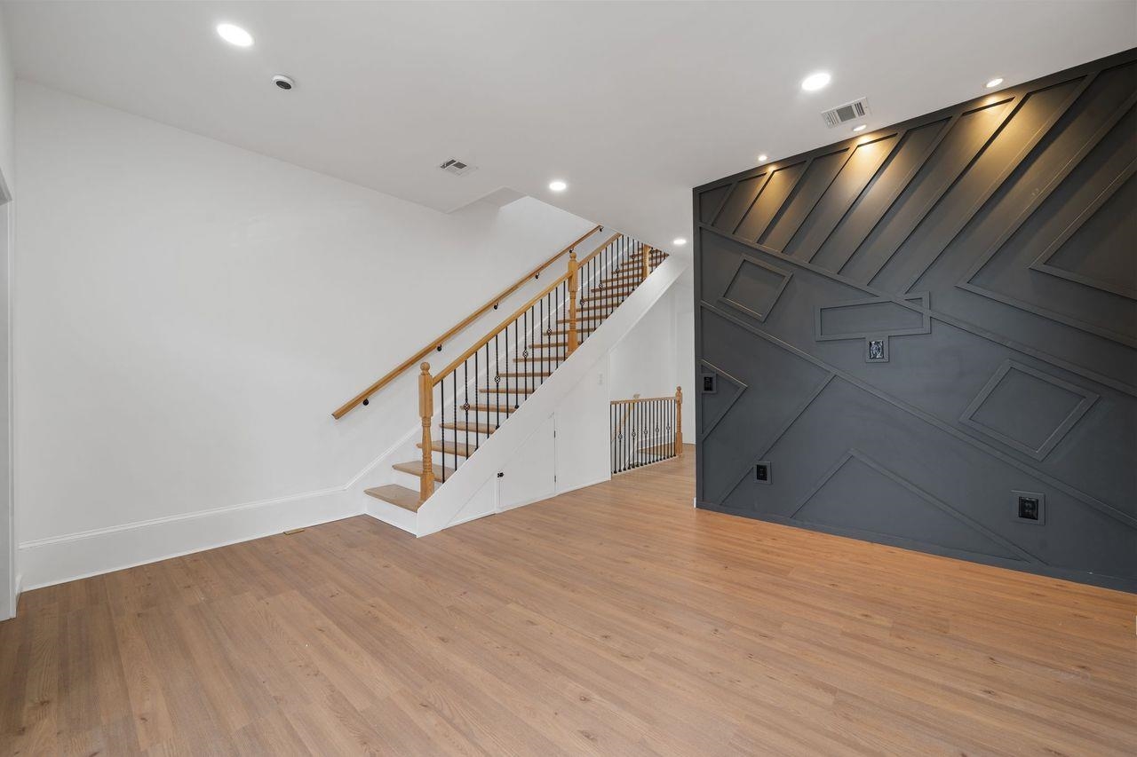122.5 HARRISON AVE