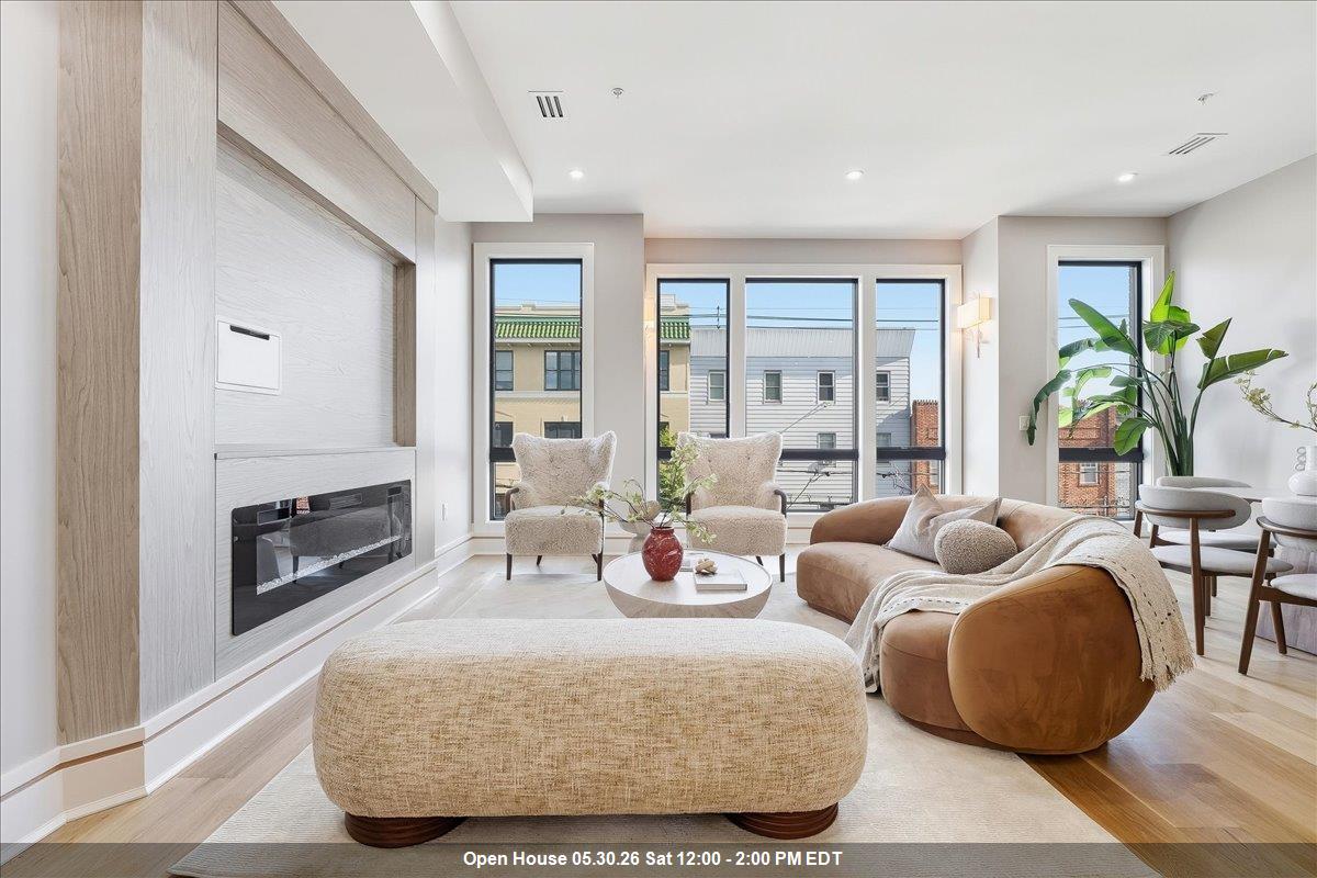 617 PALISADE AVE - Photo 1