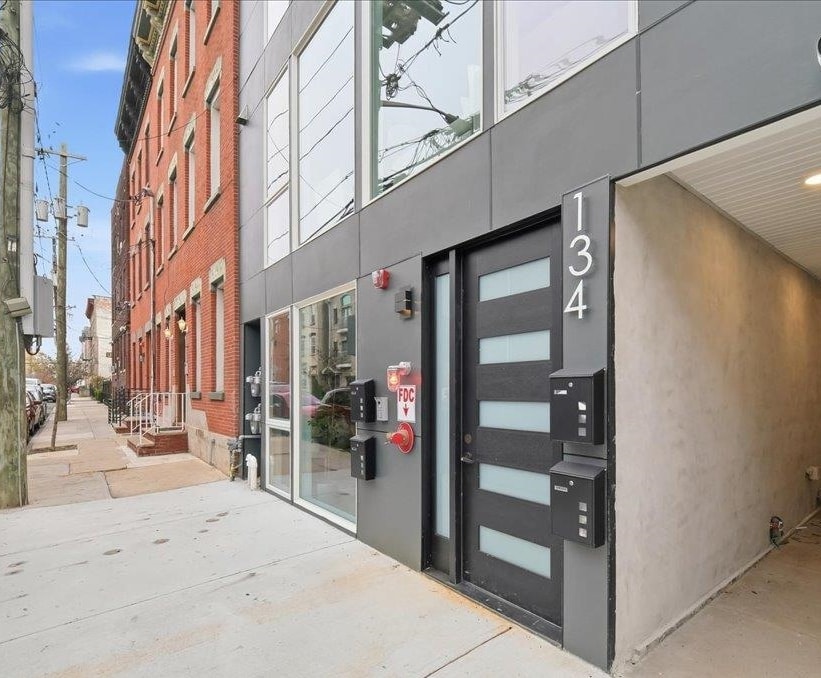 134 NEW YORK AVE #3