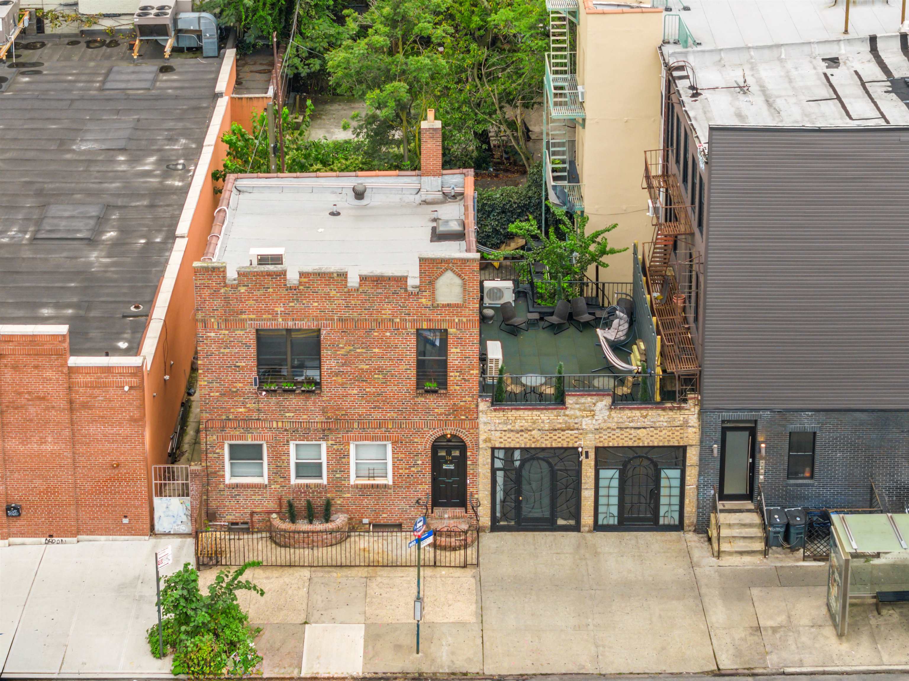 114 WILSON AVE - Photo 3
