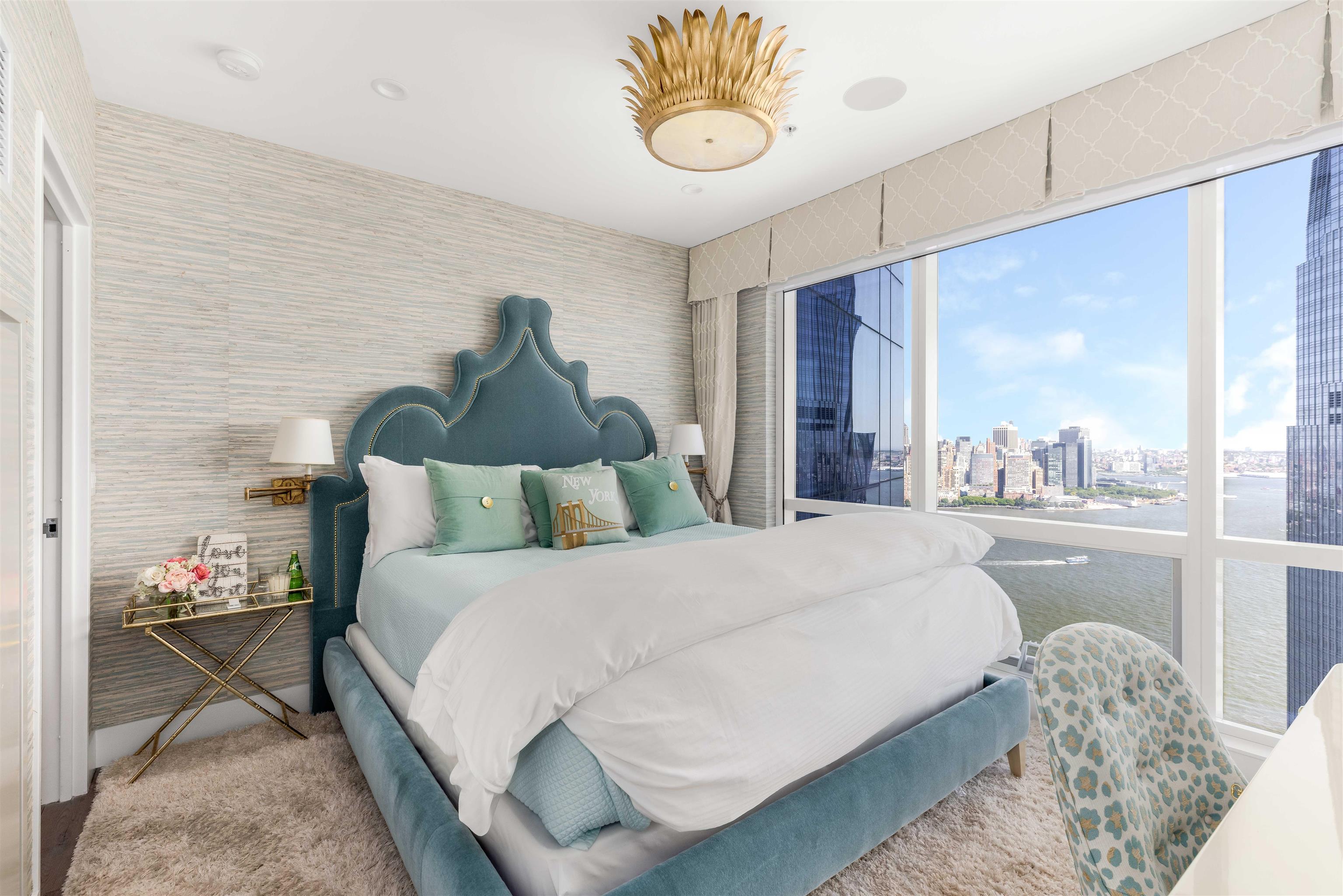 77 HUDSON ST #PH 4904A