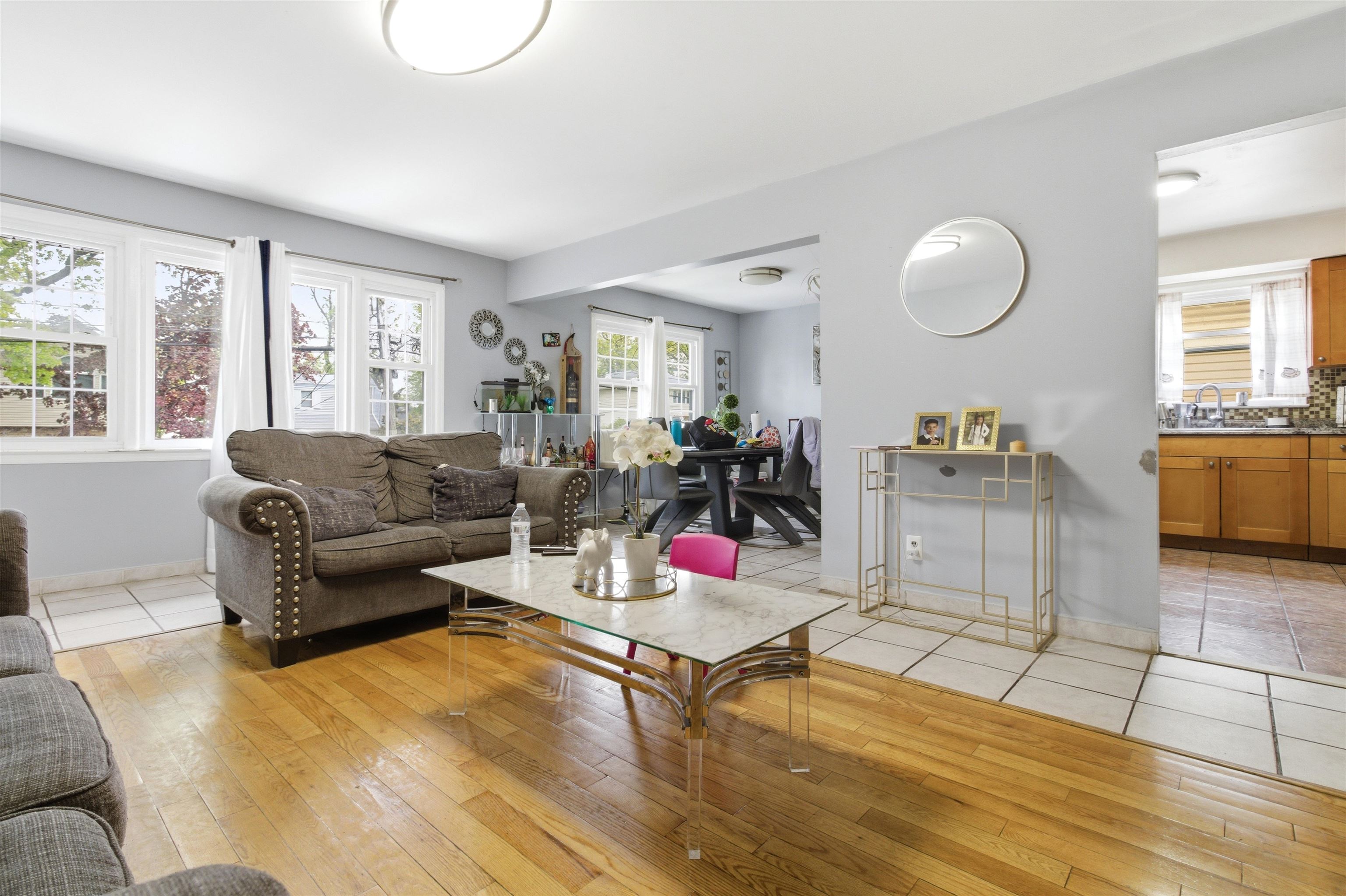 1129 EAST HENRY ST - Photo 4