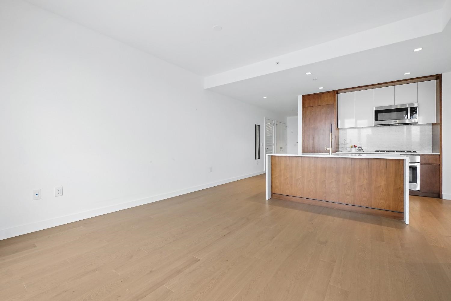 75 PARK LANE SOUTH #1102