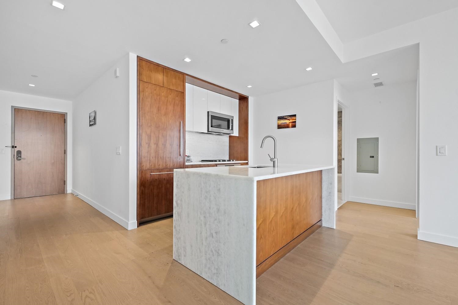 75 PARK LANE SOUTH #1102