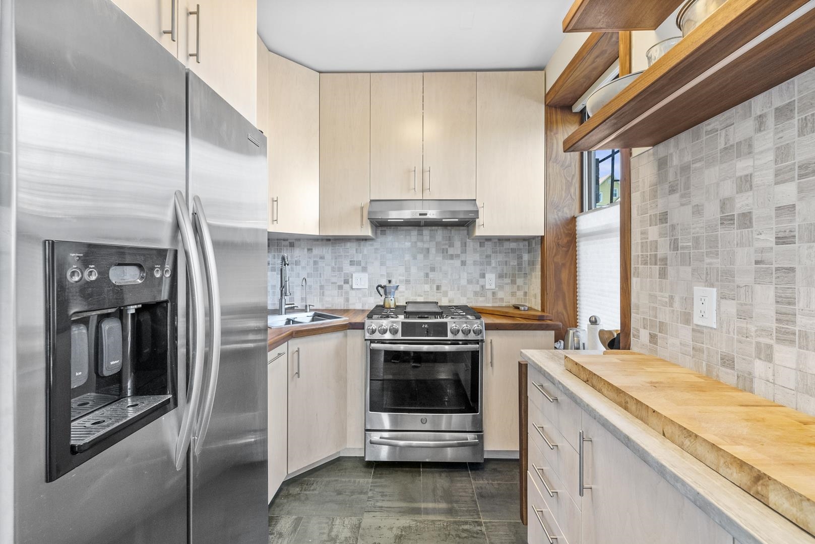 965 BLVD EAST #1-1