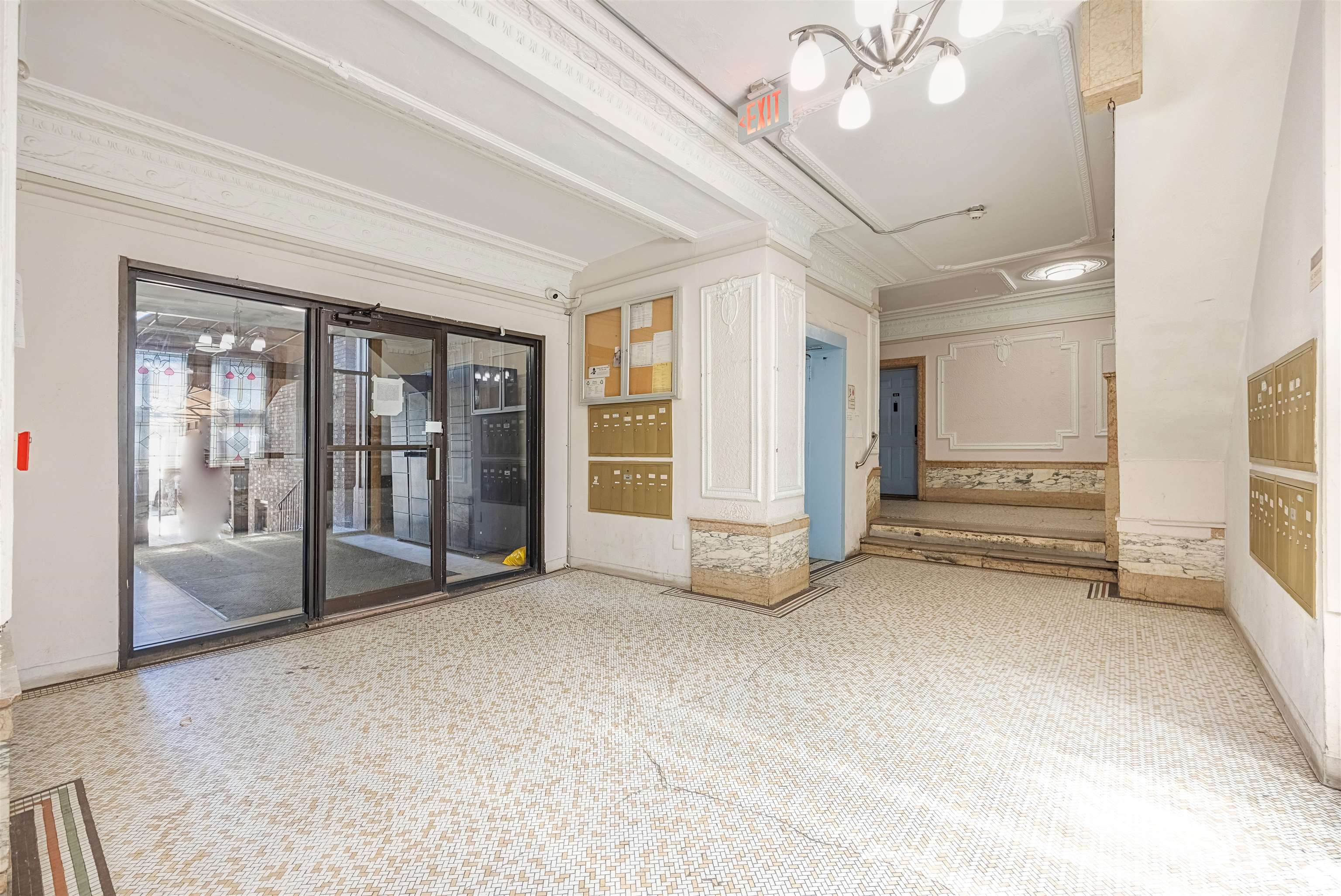 429 FAIRMOUNT AVE #108
