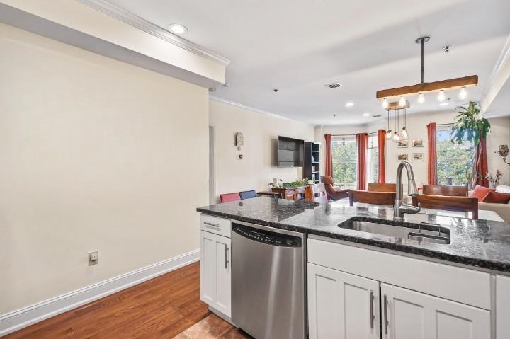 87 JACKSON ST #4B