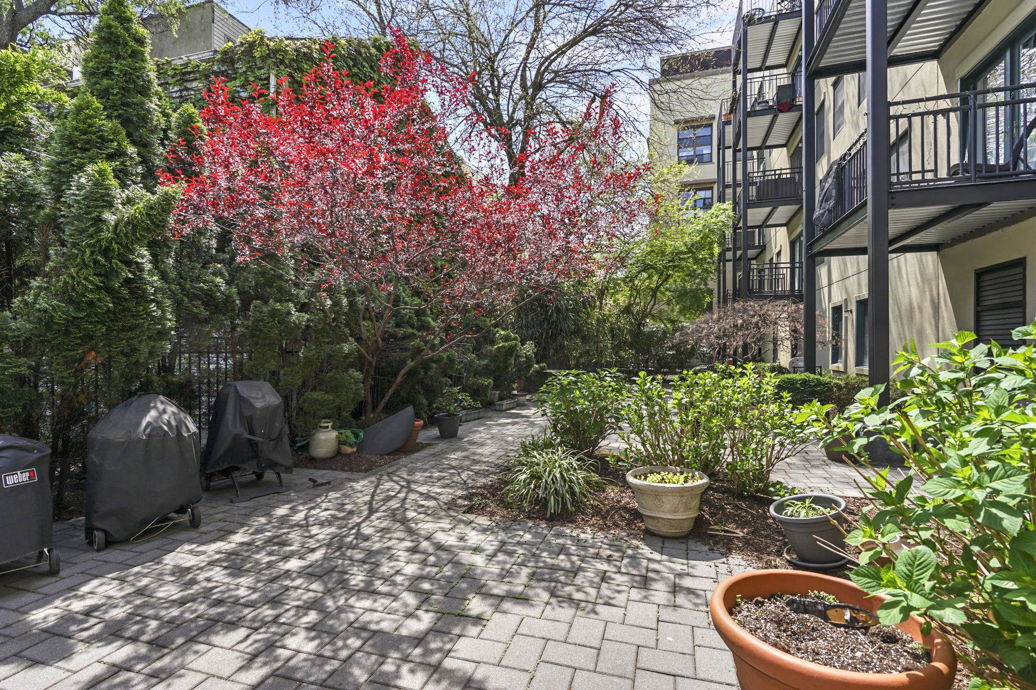 87 JACKSON ST #4B