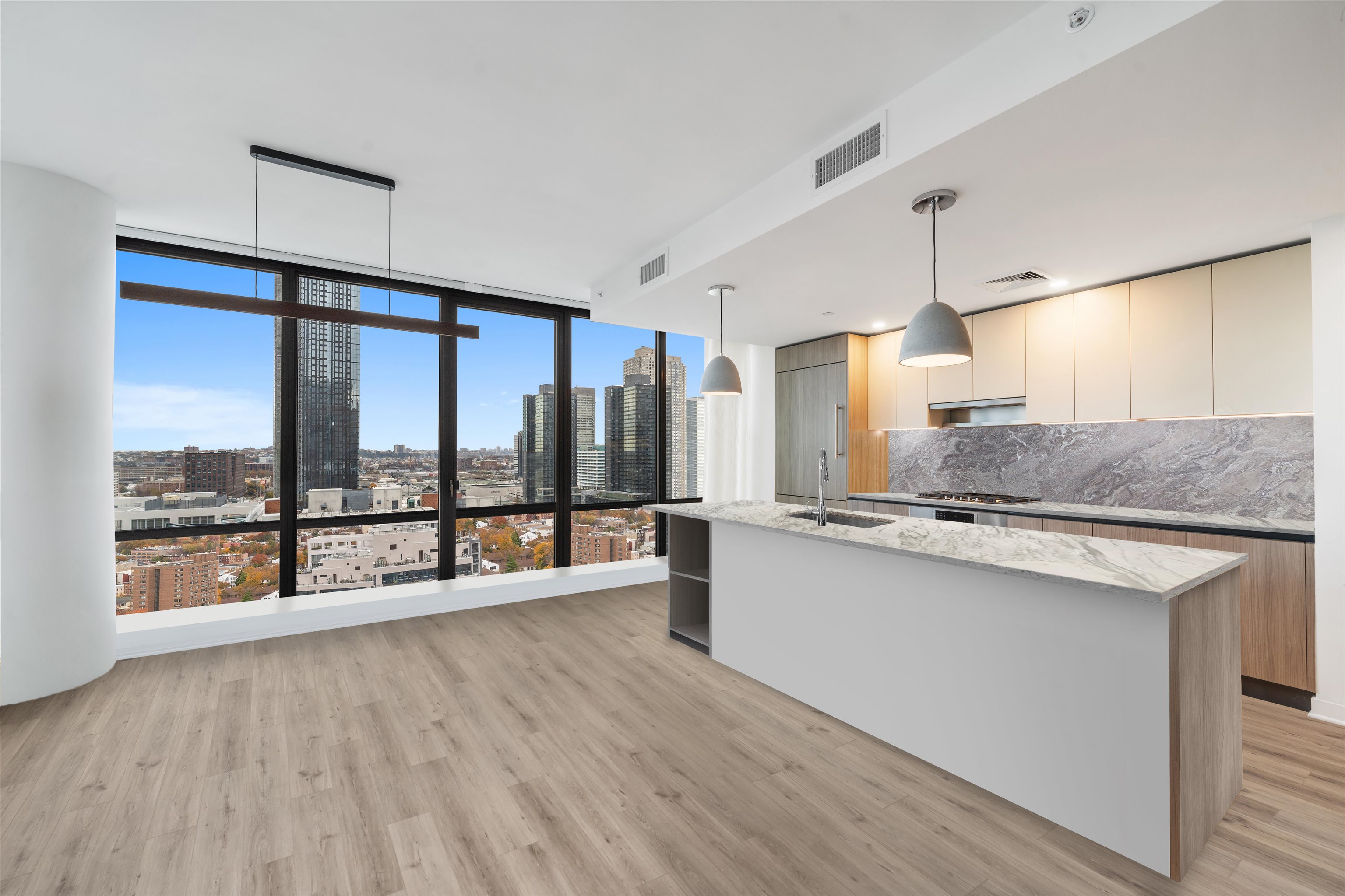 155 BAY ST #2008
