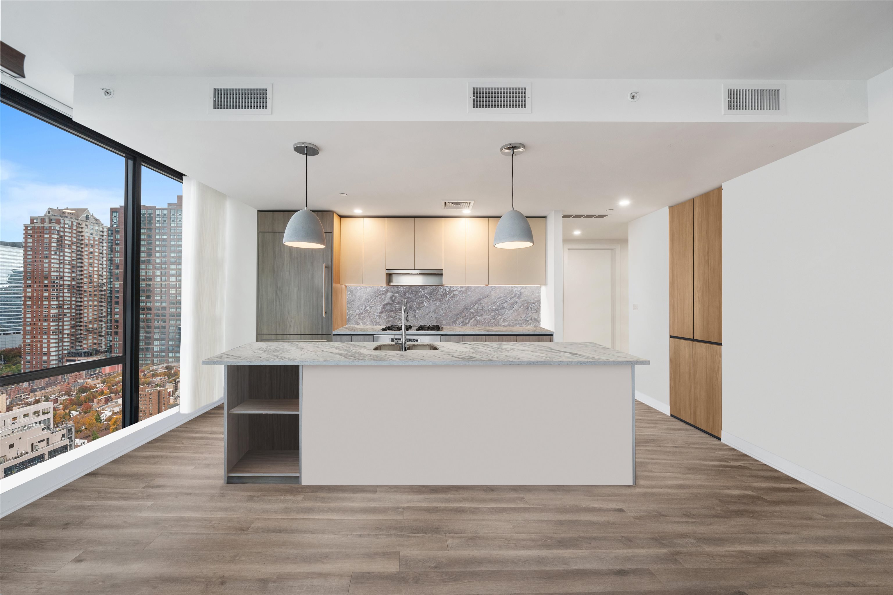 155 BAY ST #2008
