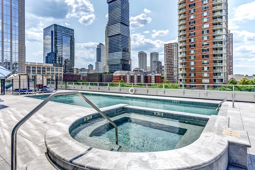 2 2ND ST #3805