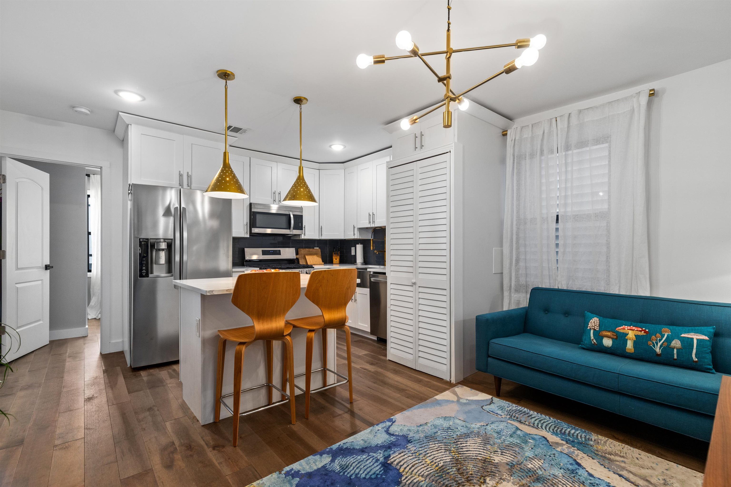 41 BEACON AVE - Photo 2