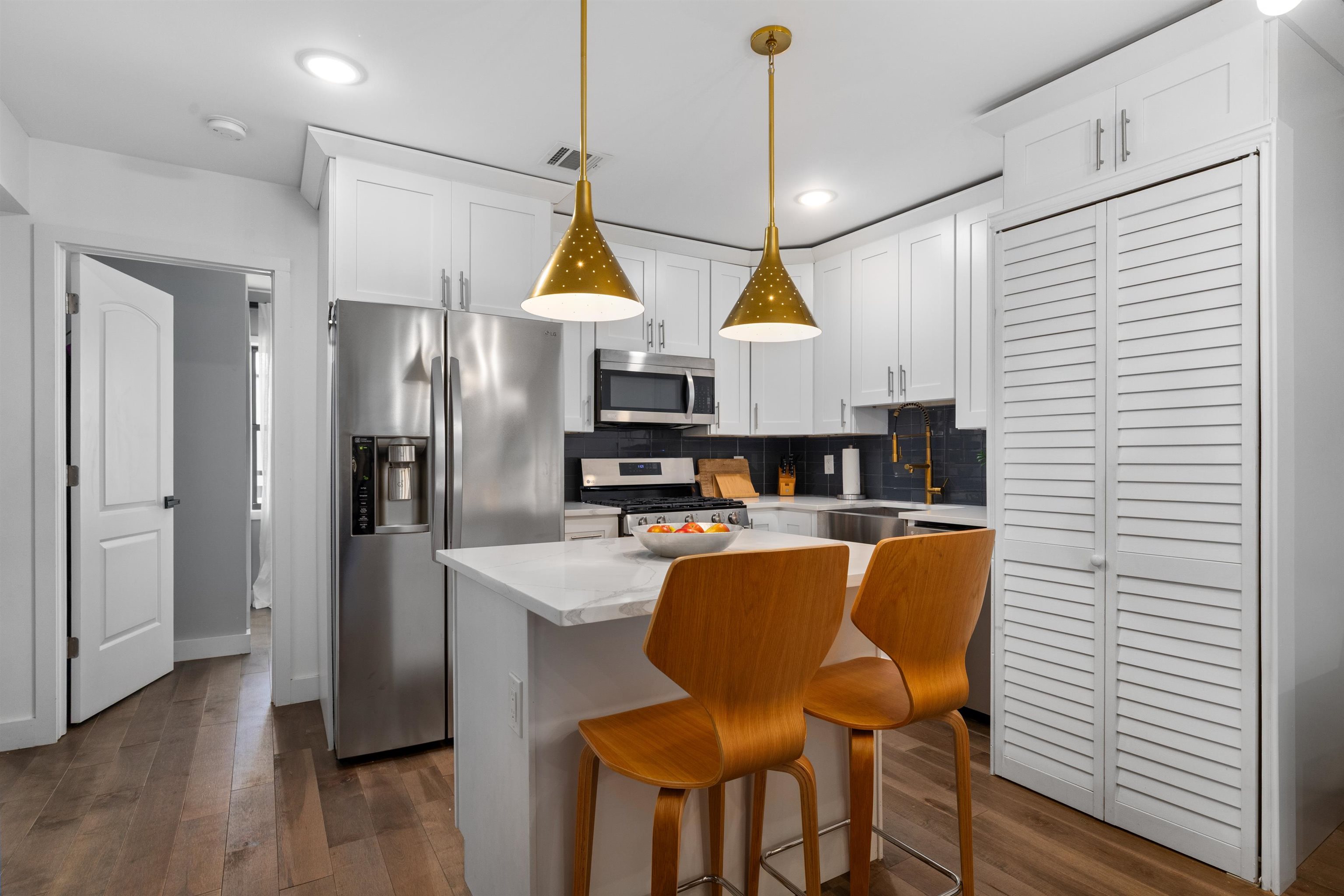 41 BEACON AVE #2