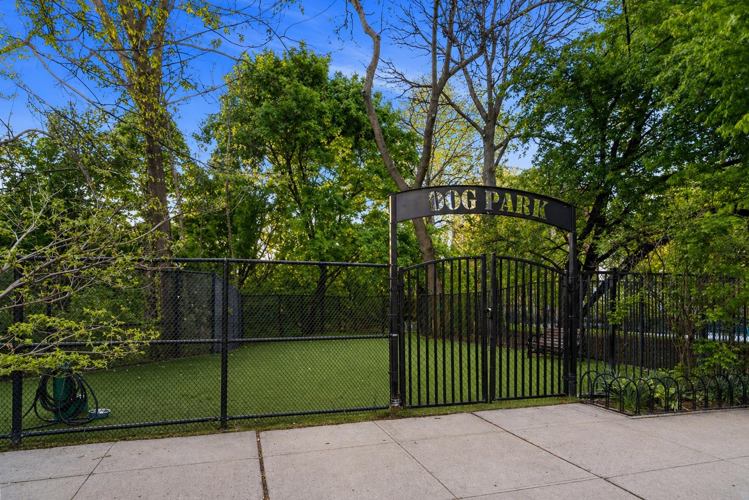 164 OGDEN AVE #405
