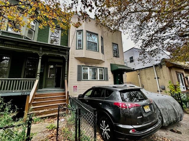 261 BOWERS ST - Photo 3