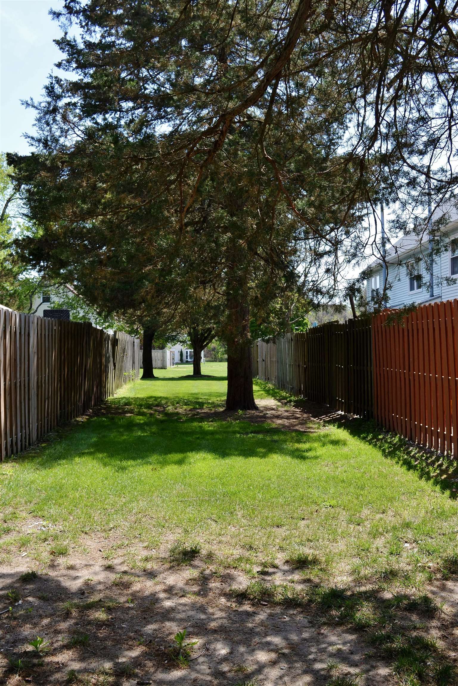 8 COLONIAL CT - Photo 5