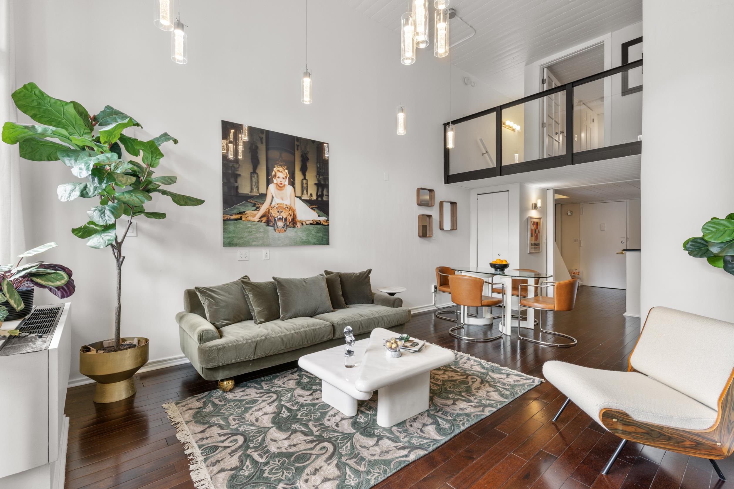 205 10TH ST - Photo 3