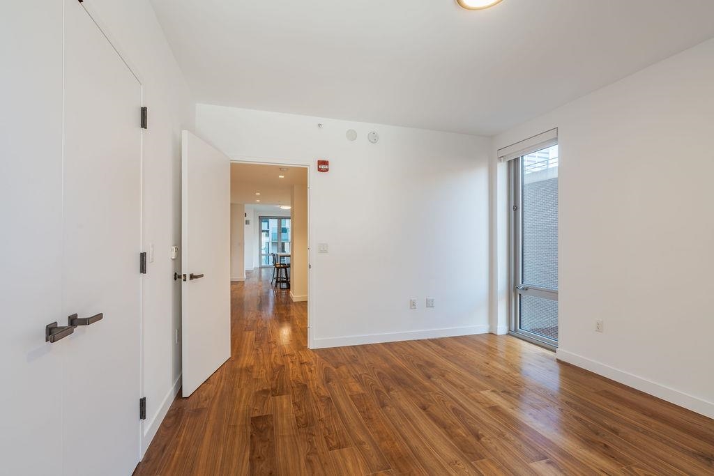 2 SHORE LANE #412