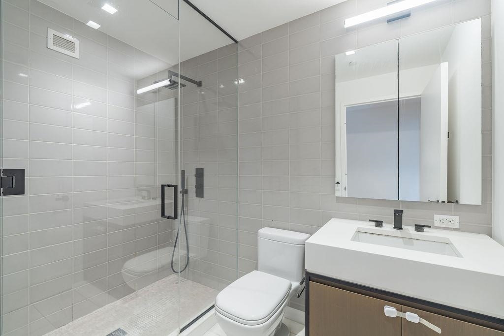 2 SHORE LANE #412