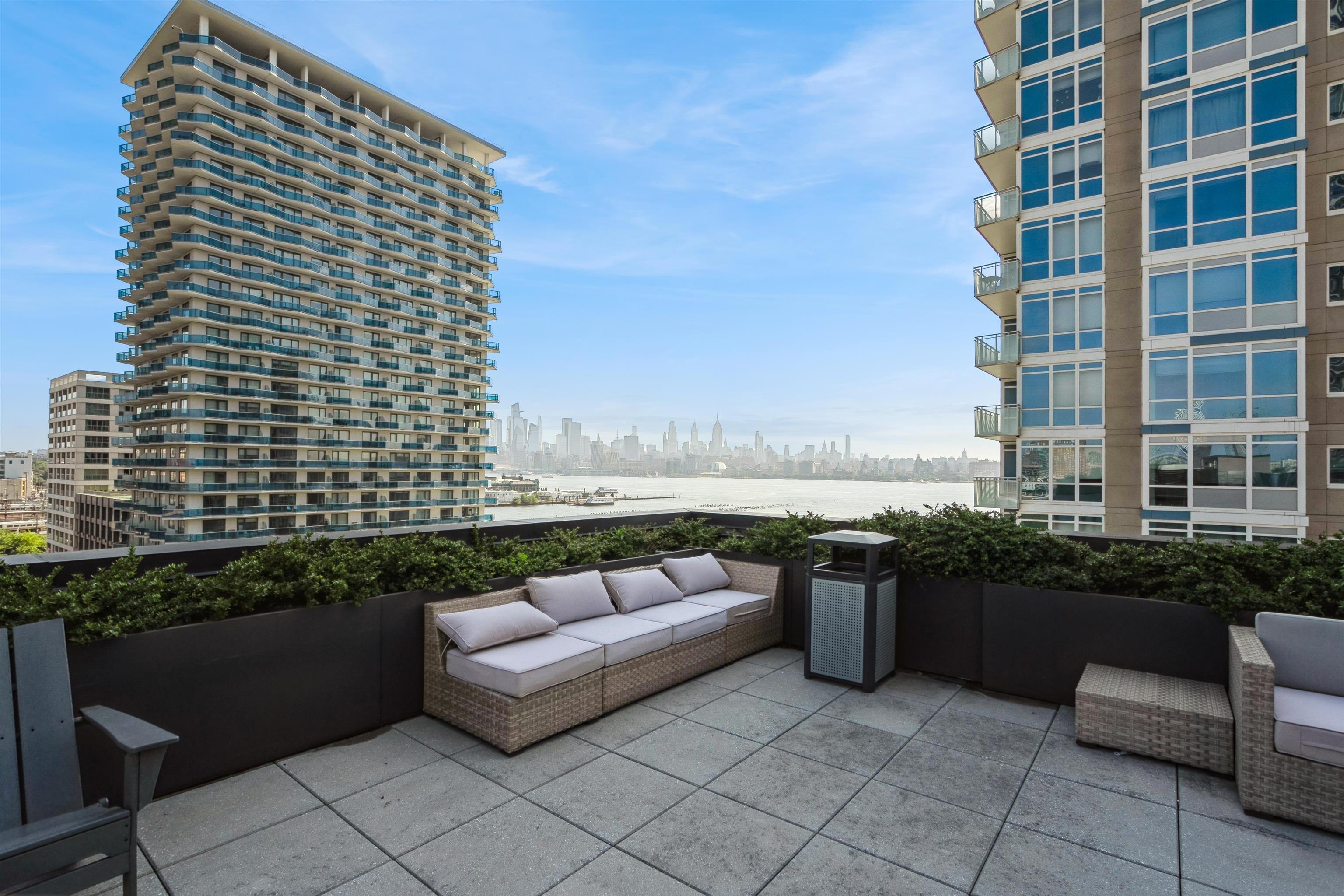 2 SHORE LANE #412