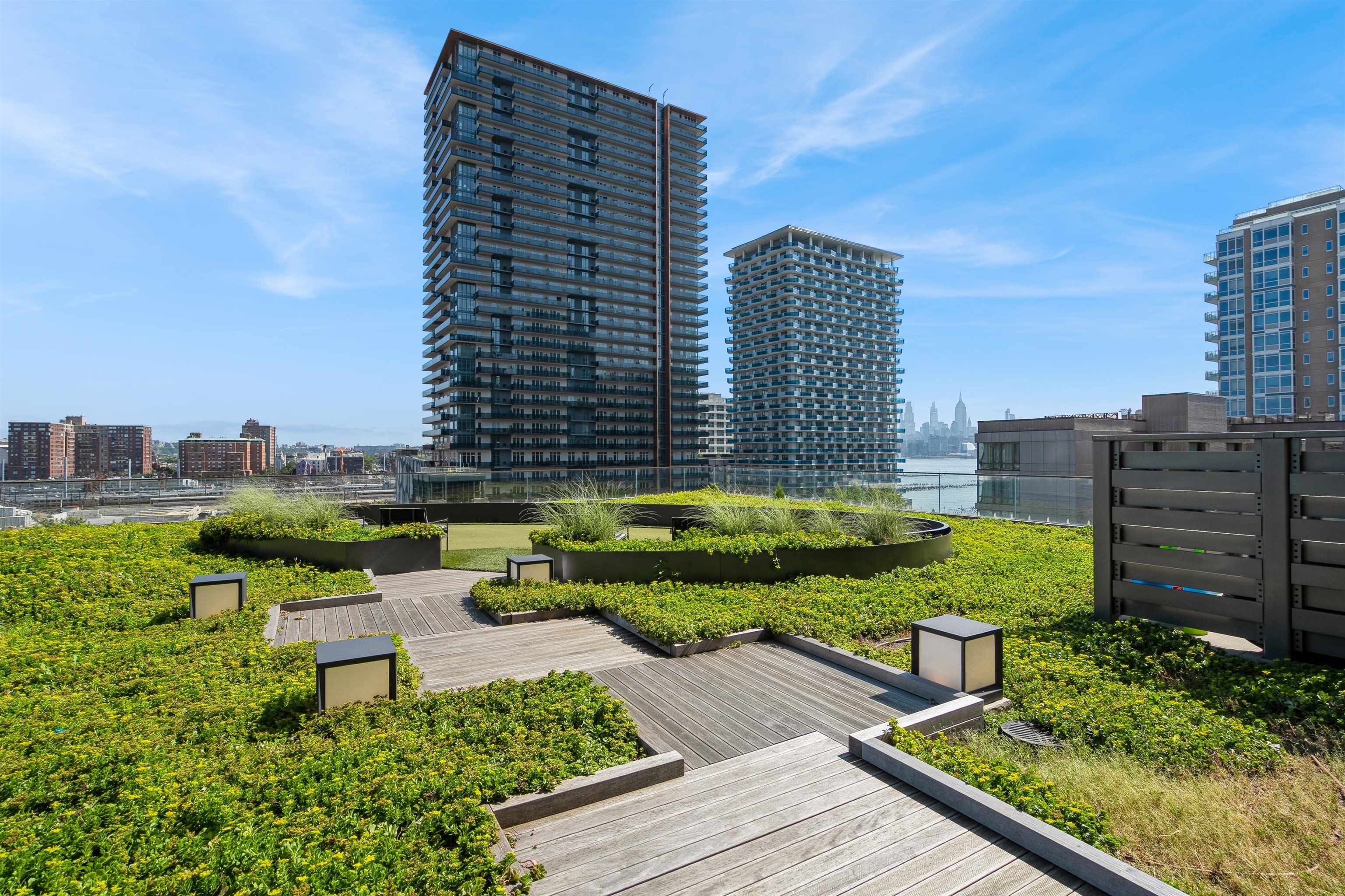 2 SHORE LANE #412