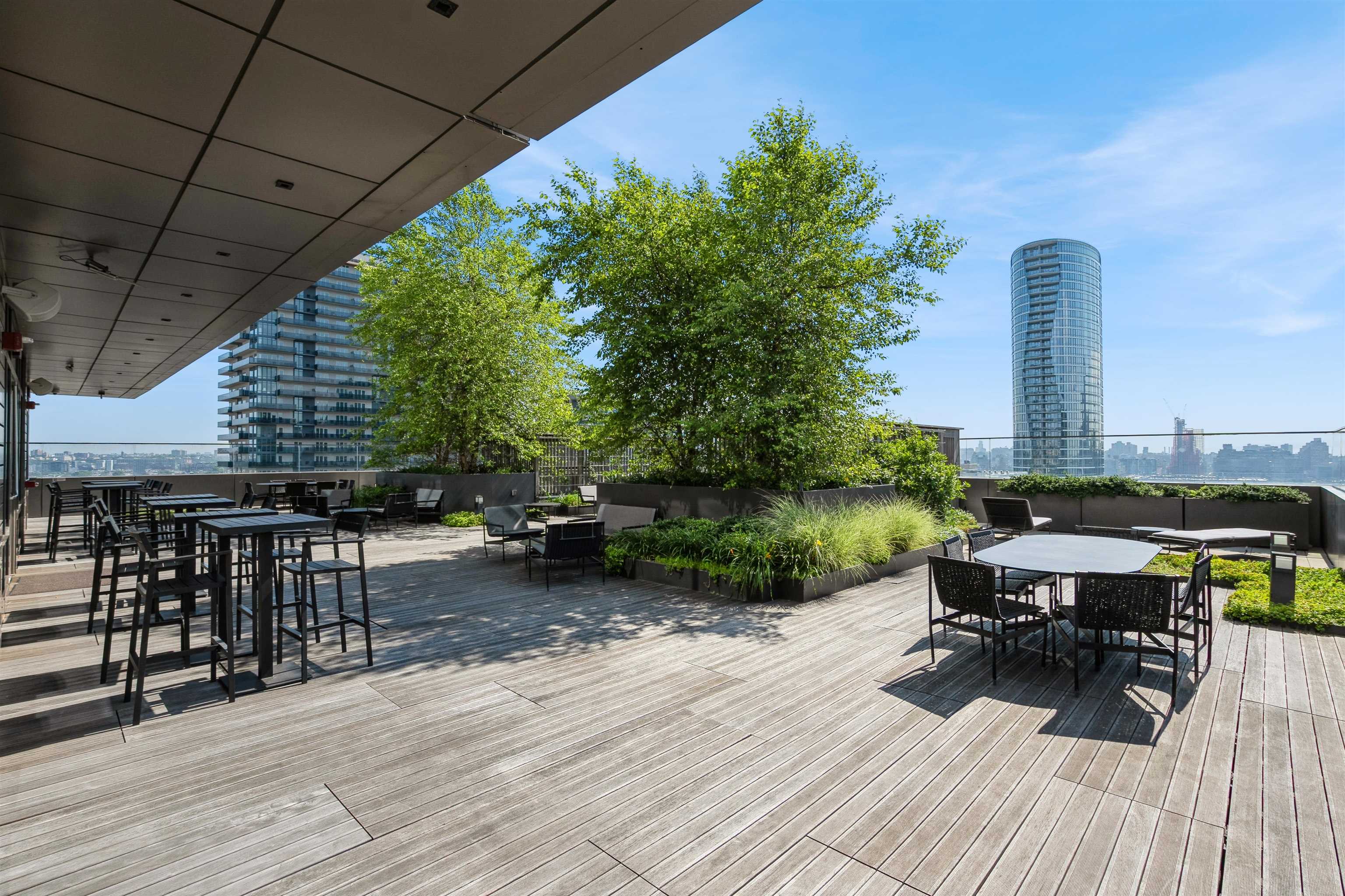 2 SHORE LANE #412