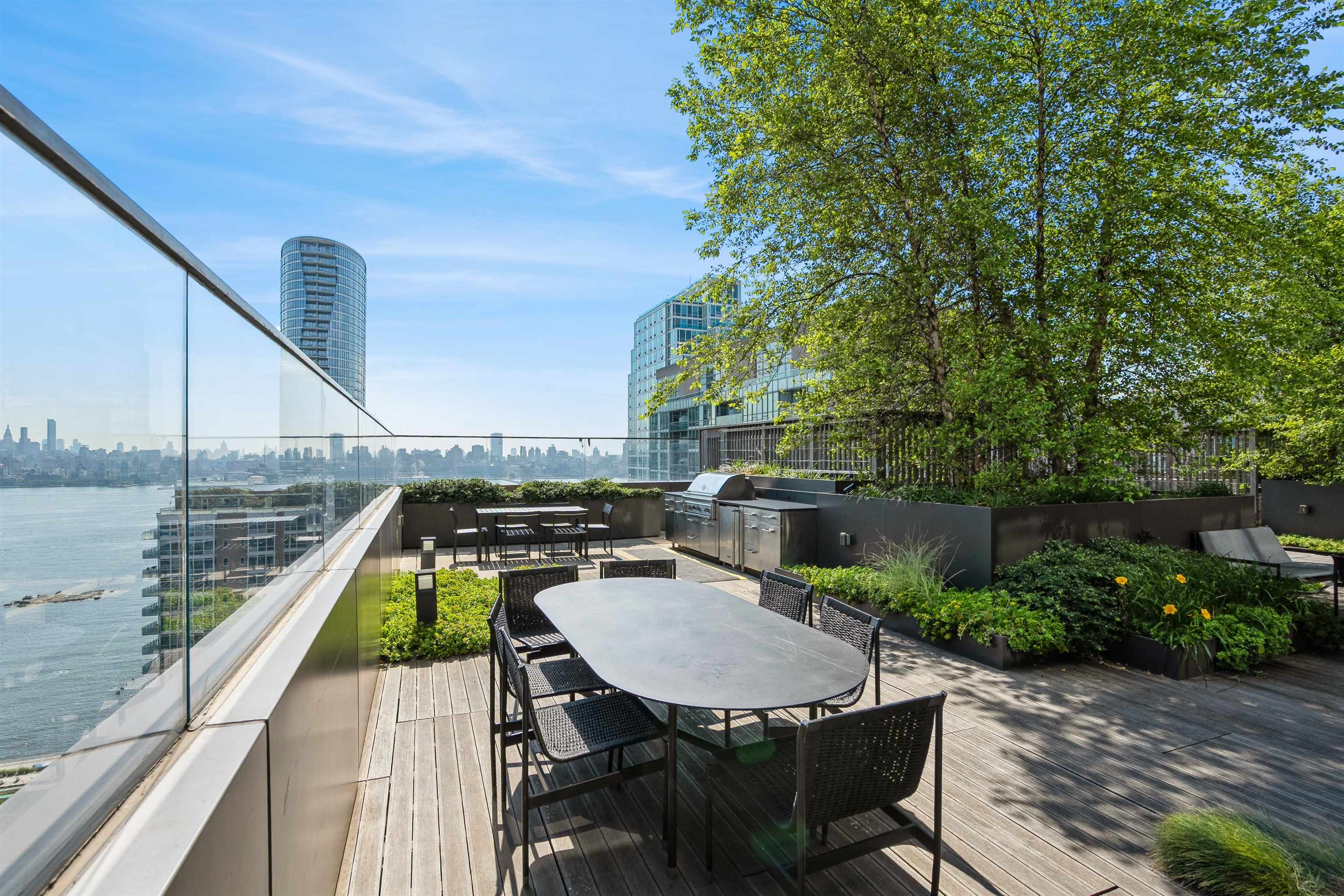 2 SHORE LANE #412