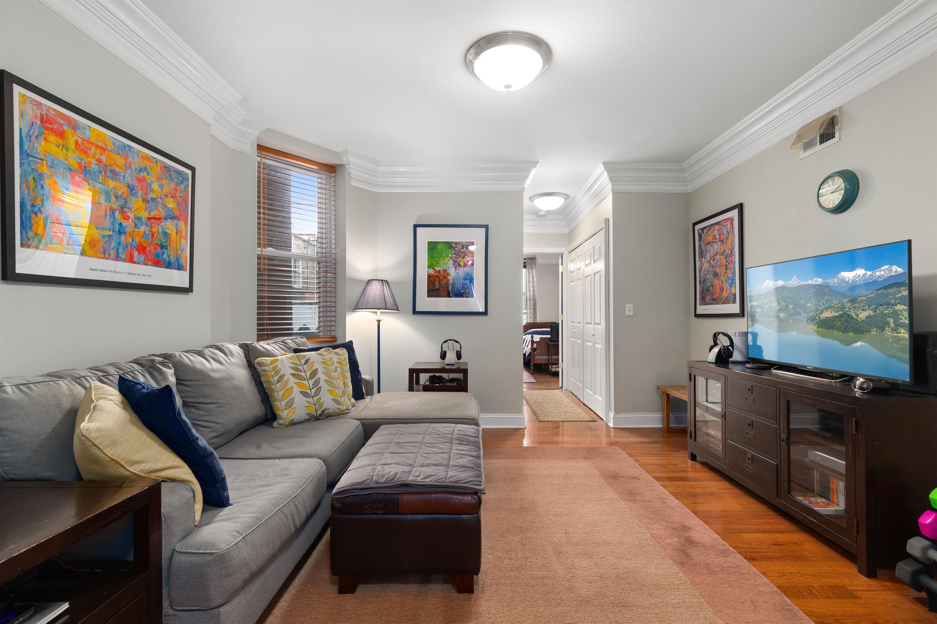 207 OGDEN AVE - Photo 2