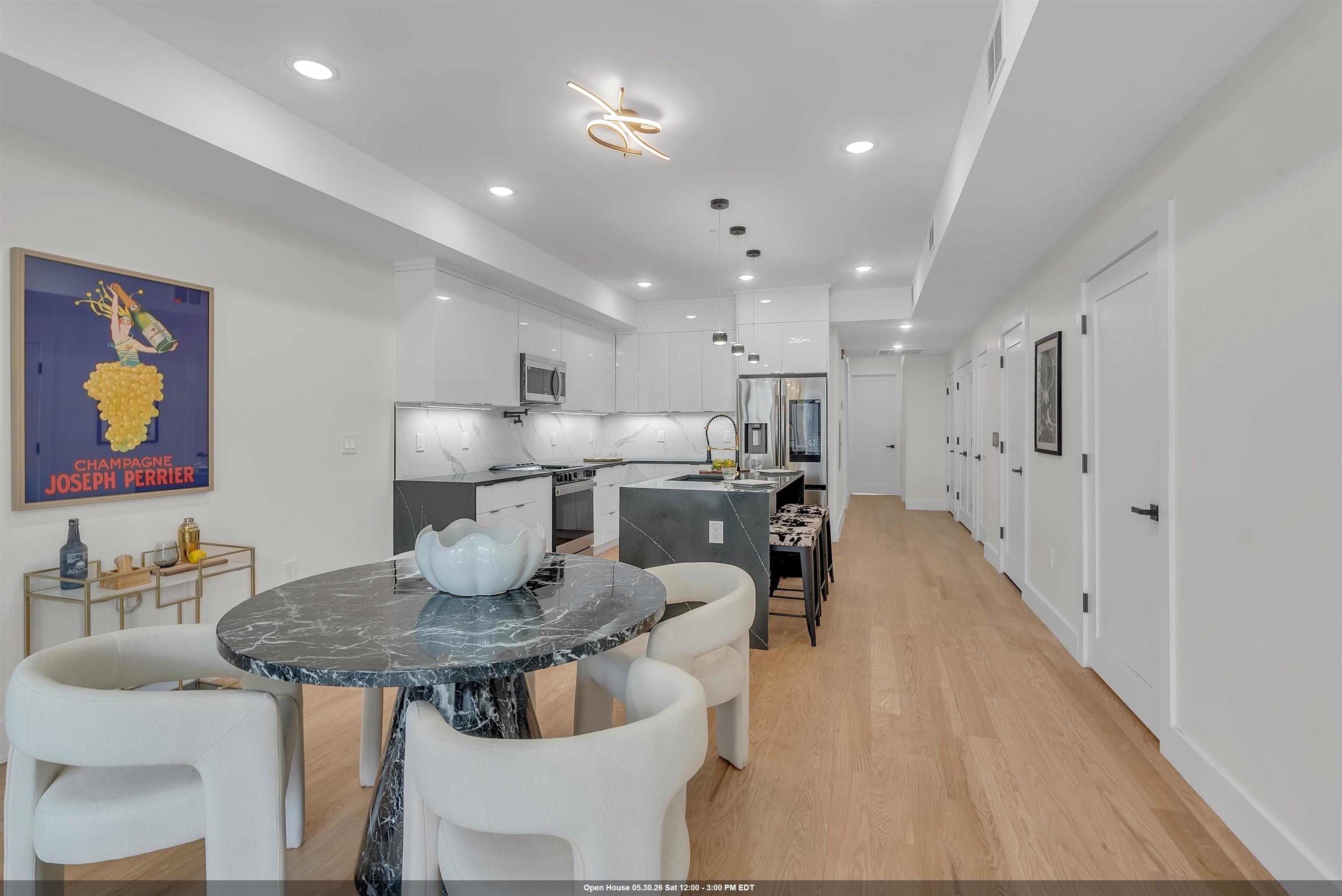 82 PAMRAPO AVE - Photo 1