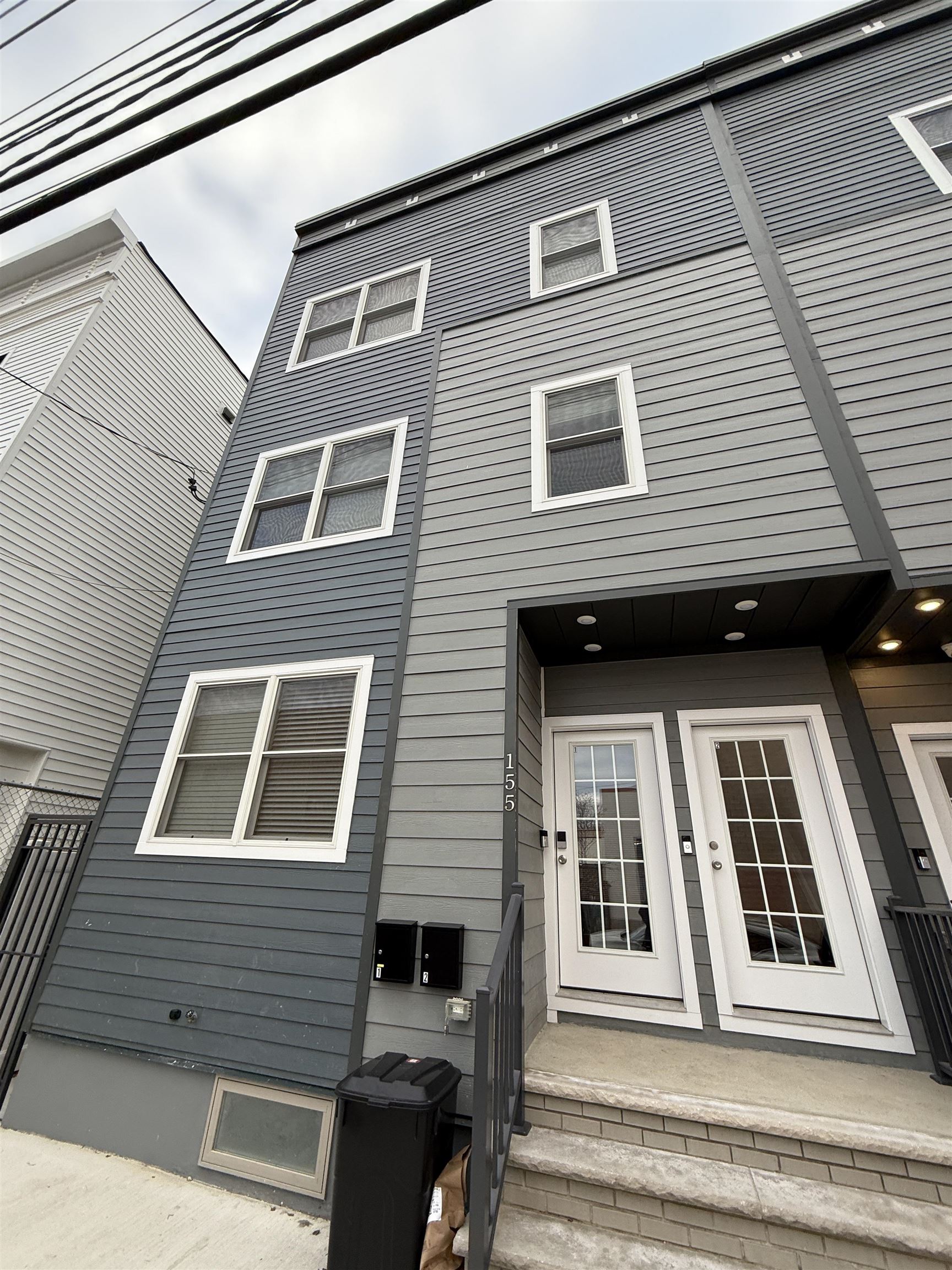 155 LAIDLAW AVE - Photo 1