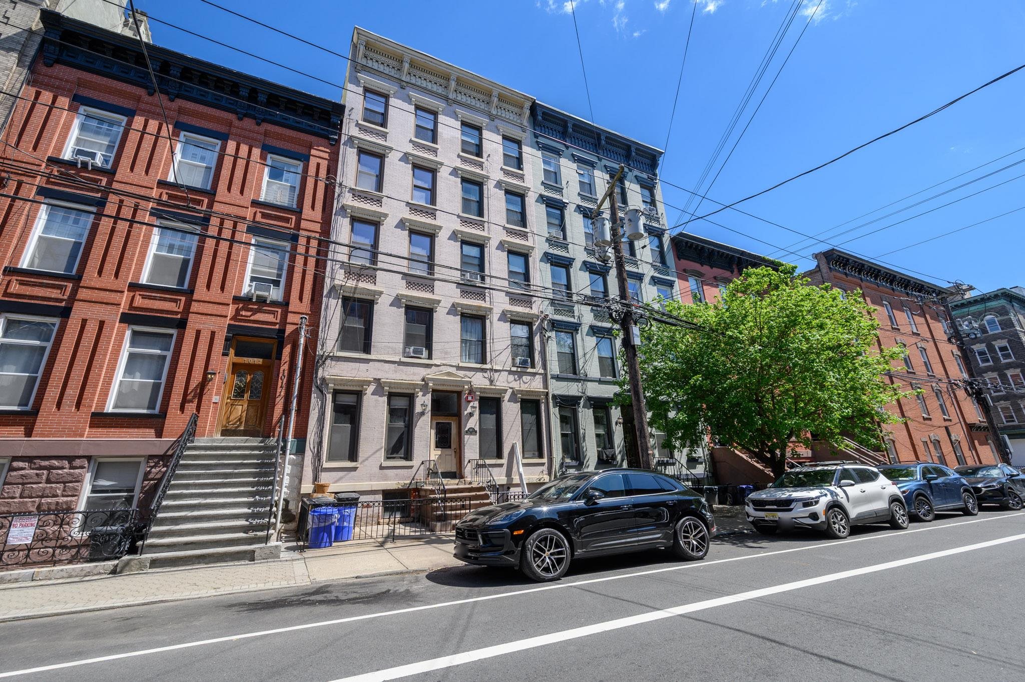 1013 PARK AVE #1L
