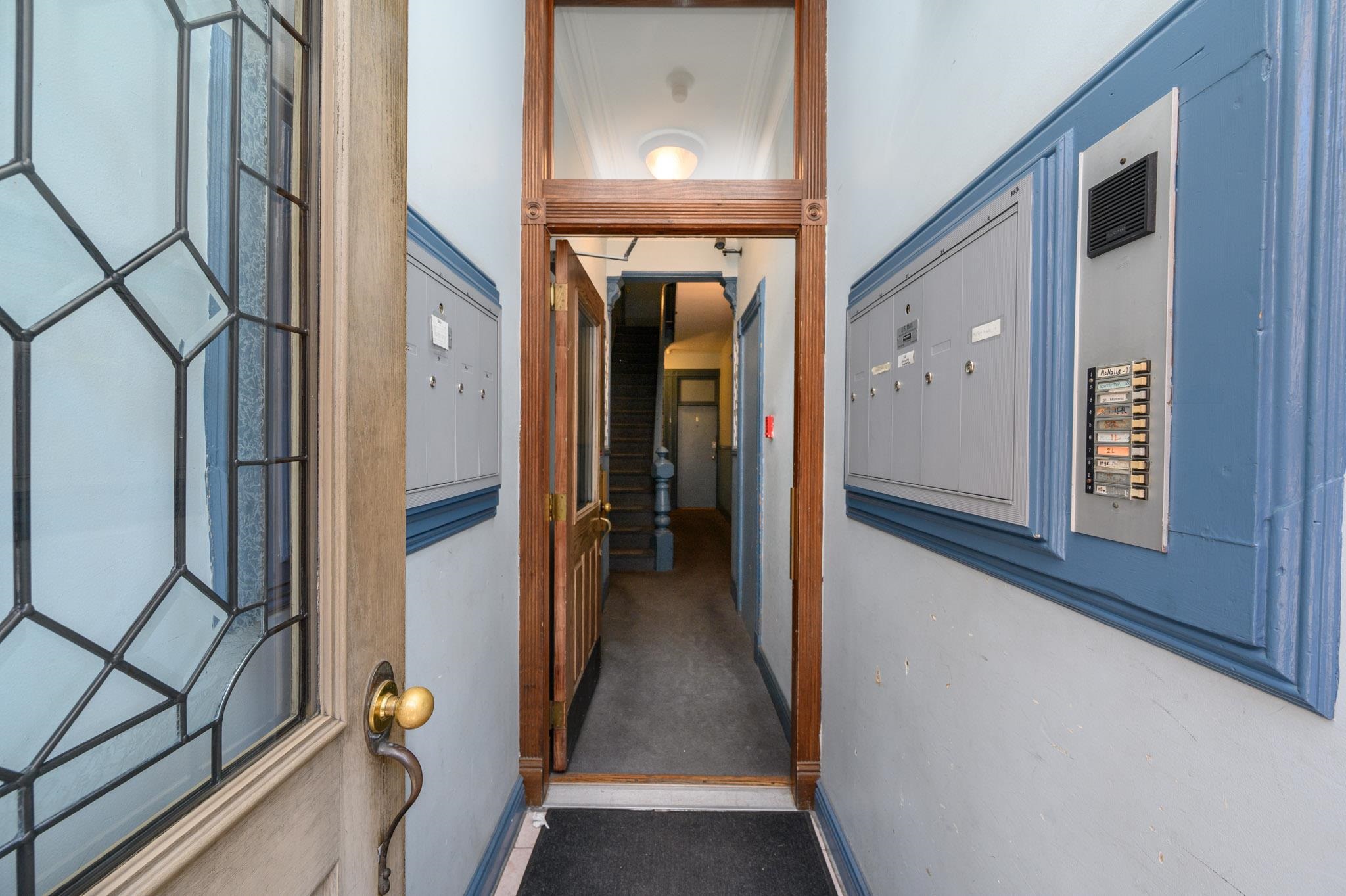 1013 PARK AVE #1L