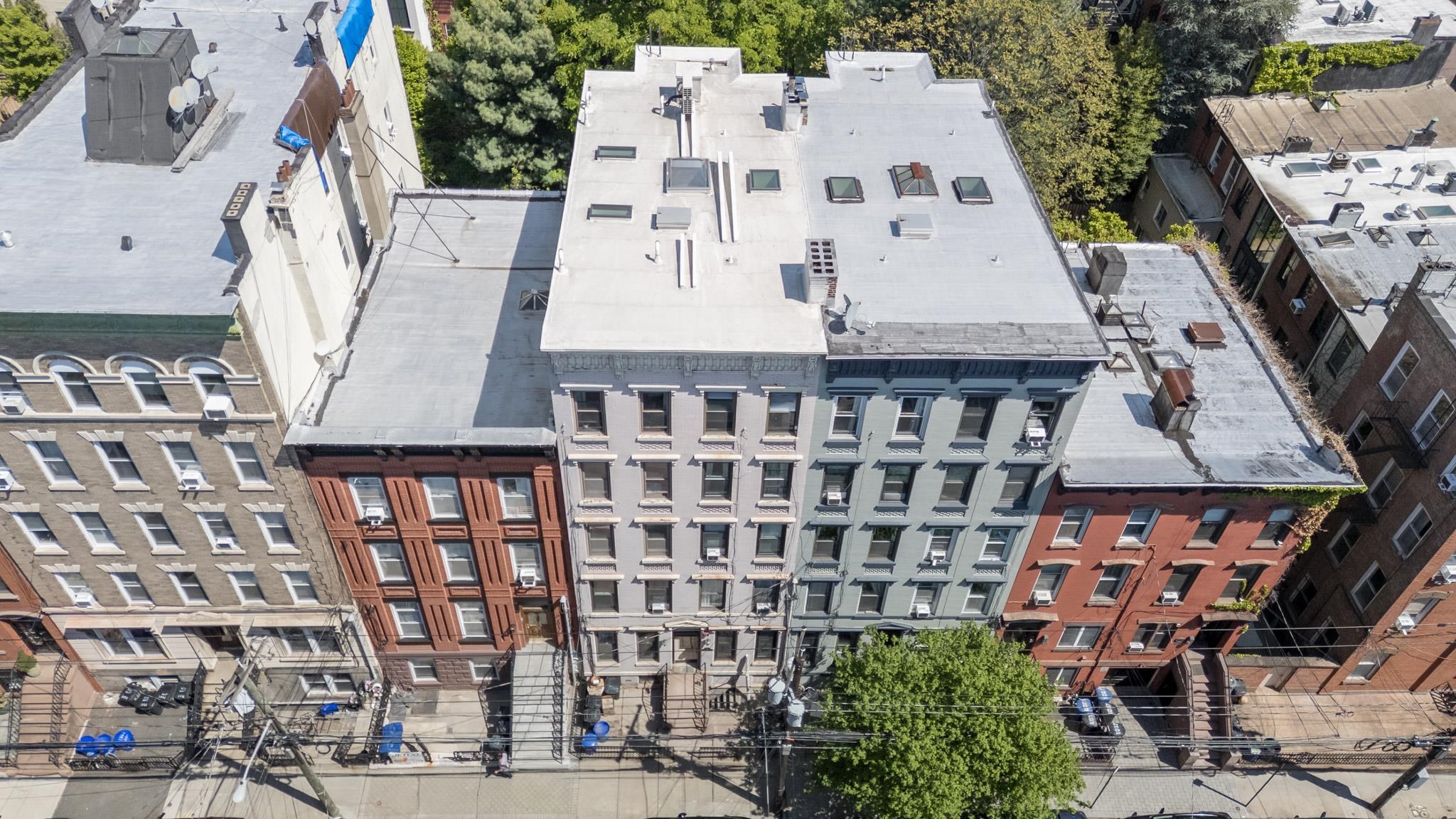1013 PARK AVE #1L