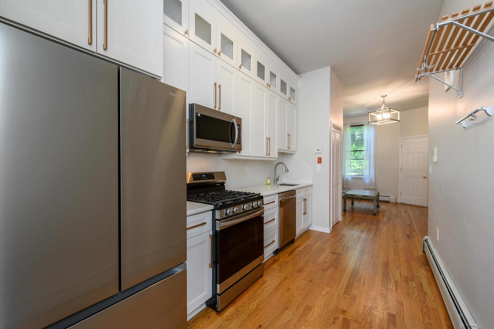 1013 PARK AVE #1L