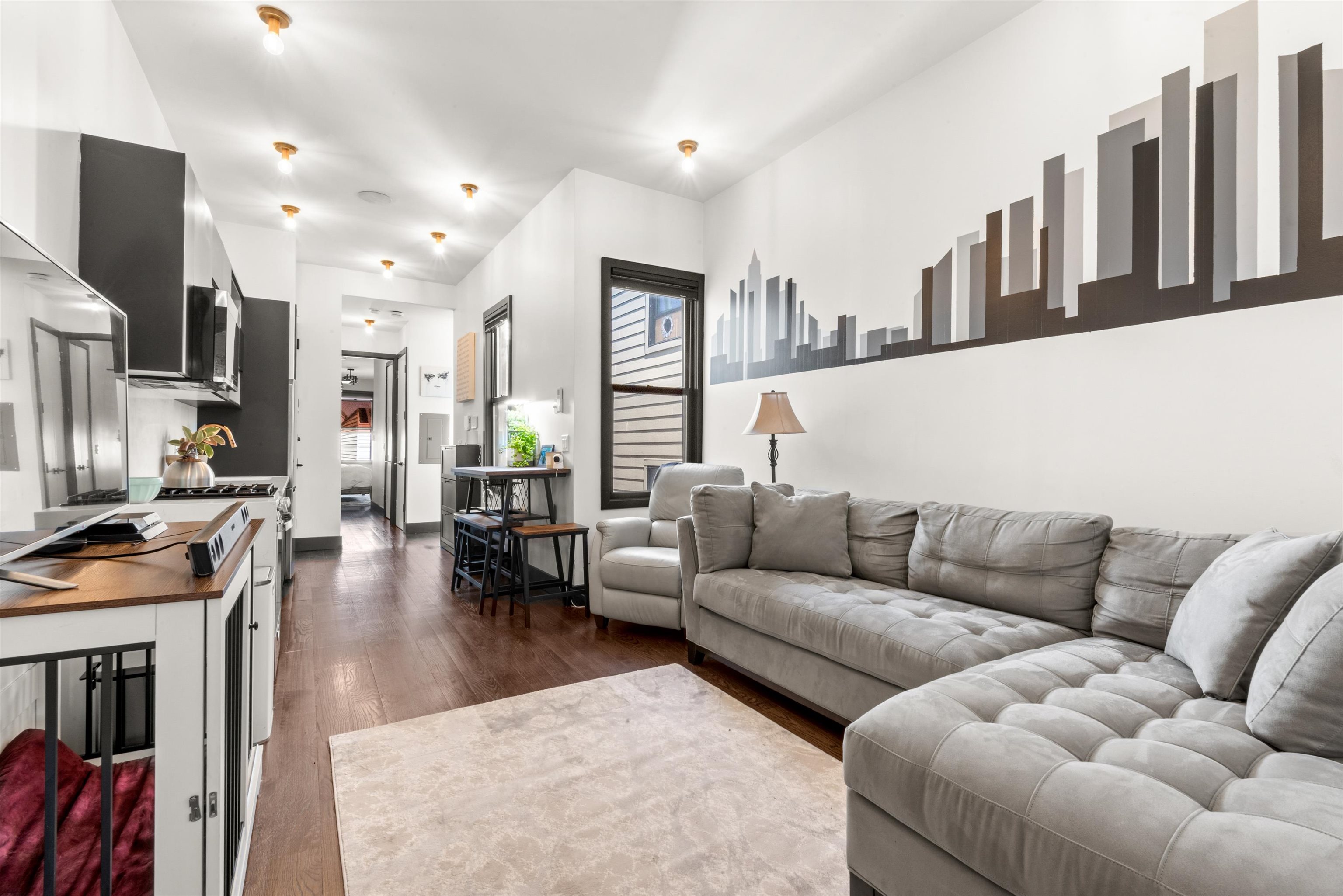 43 THORNE ST #3L