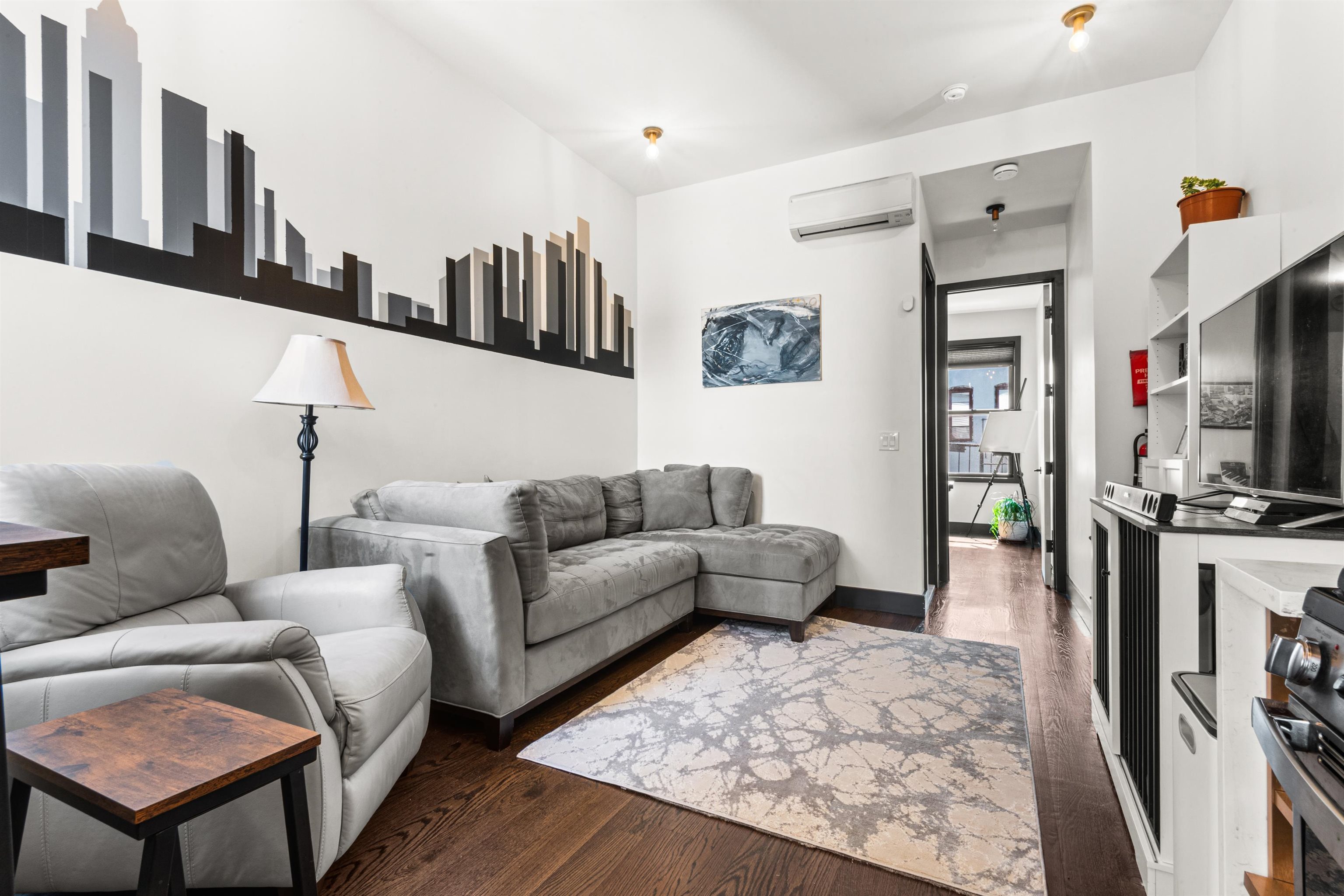 43 THORNE ST #3L