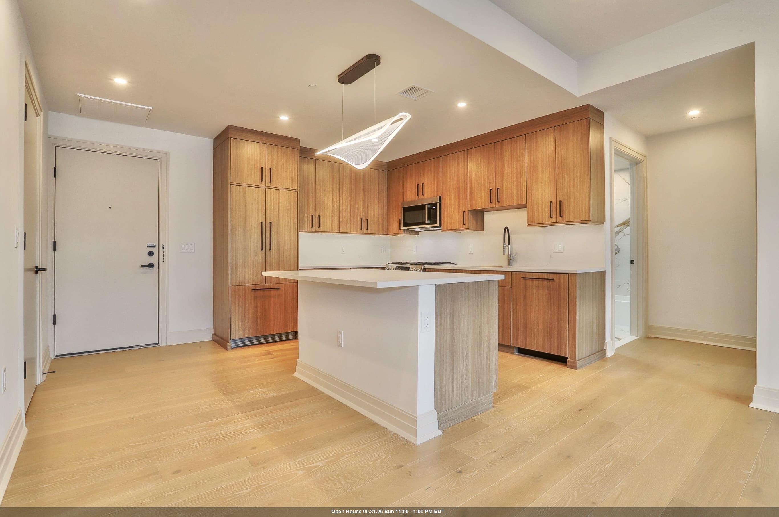 921 MADISON ST - Photo 1