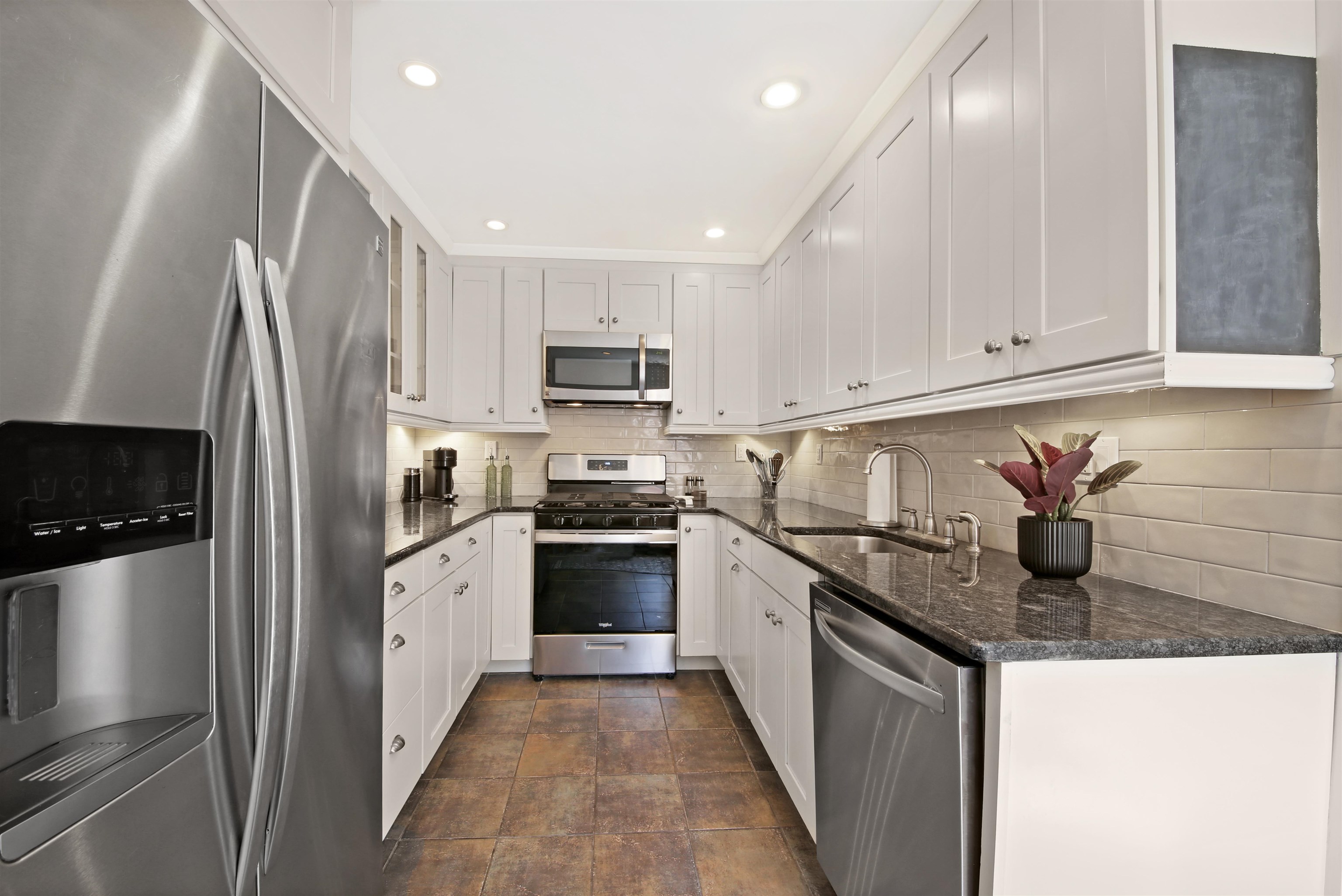 331 VARICK ST #2