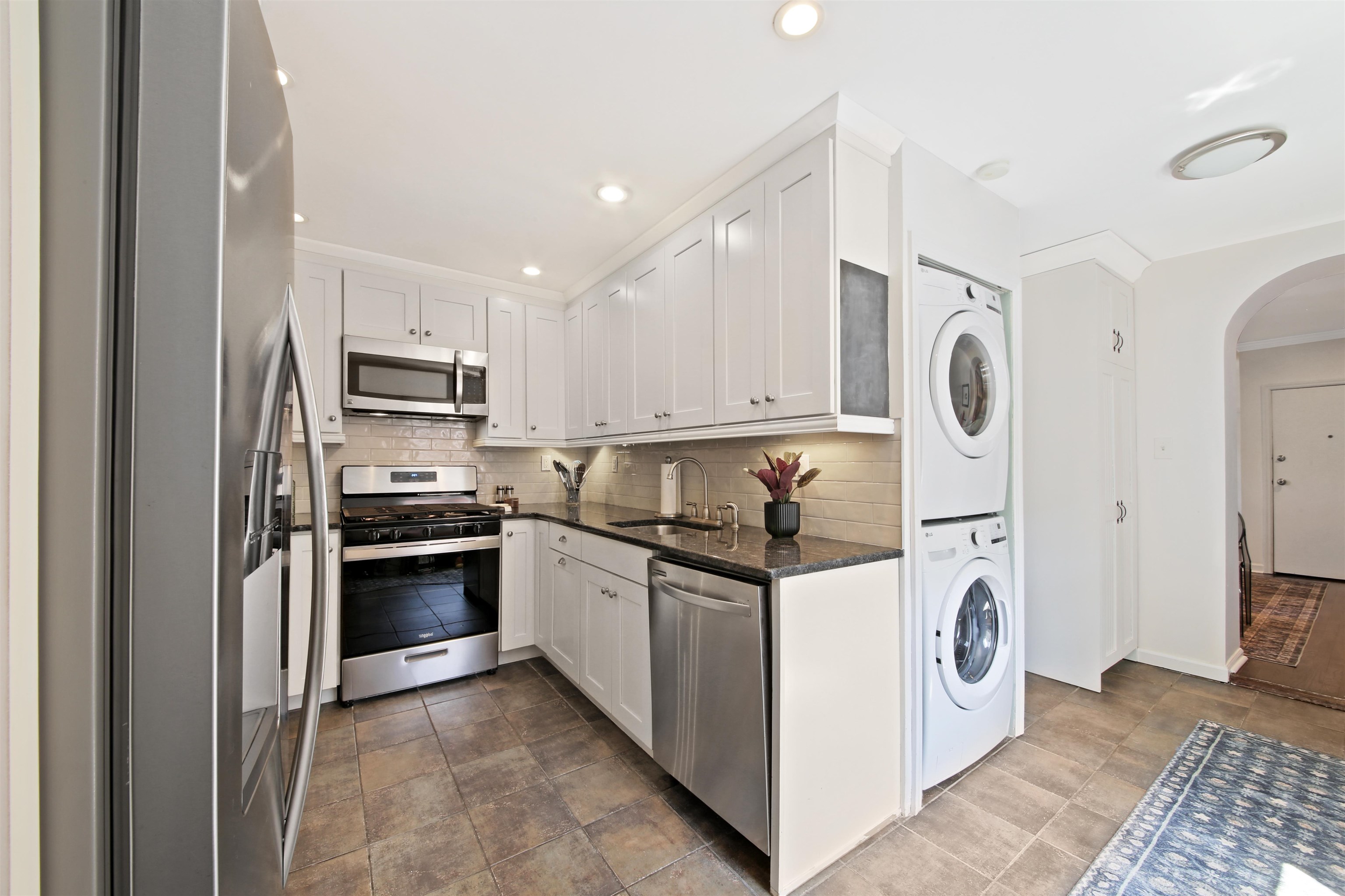 331 VARICK ST #2
